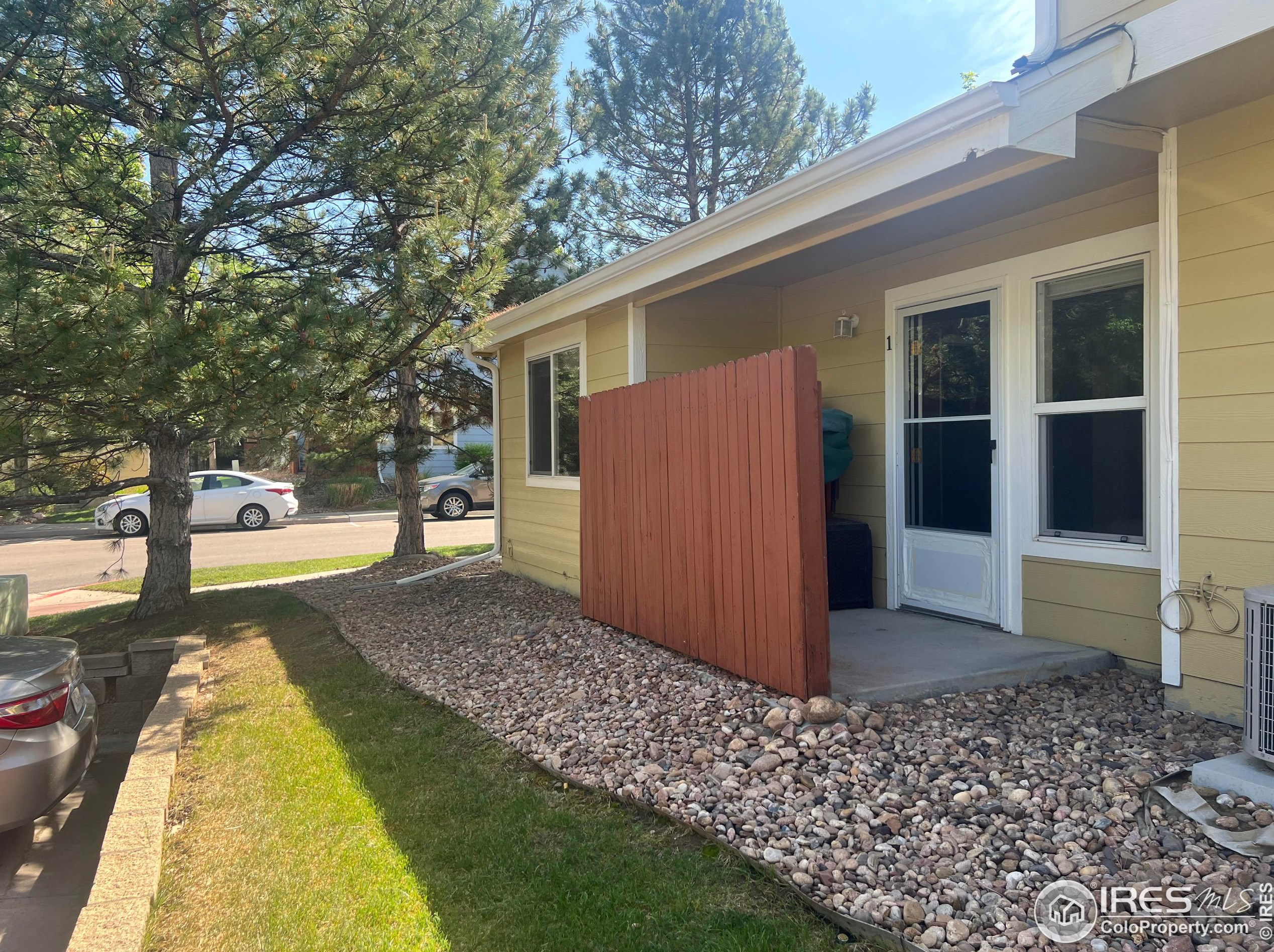 6833 Autumn Ridge Dr, Fort Collins CO  80525-6977 exterior