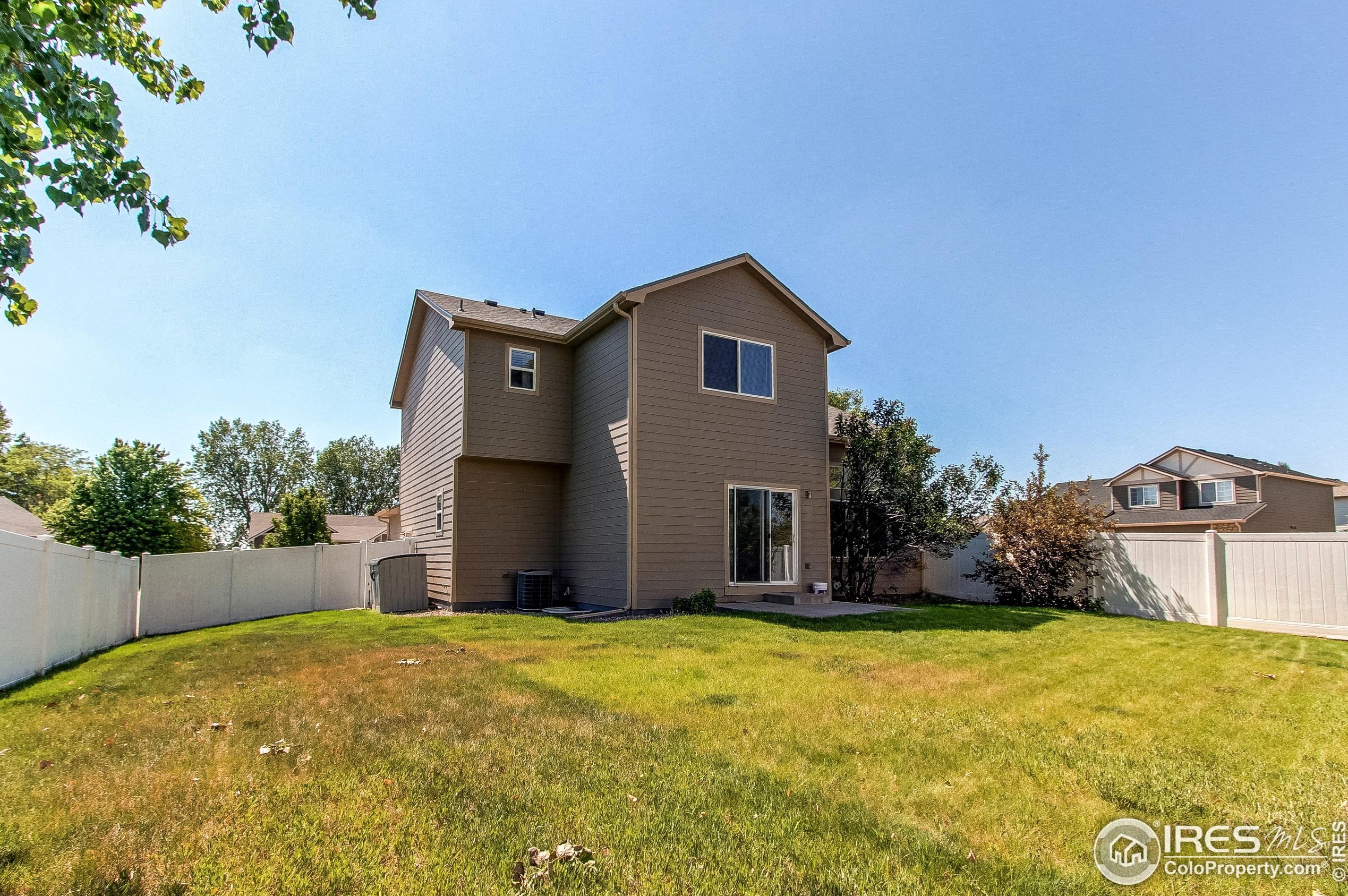 2155 Blue Duck Ct, Loveland CO 80537-6592 exterior