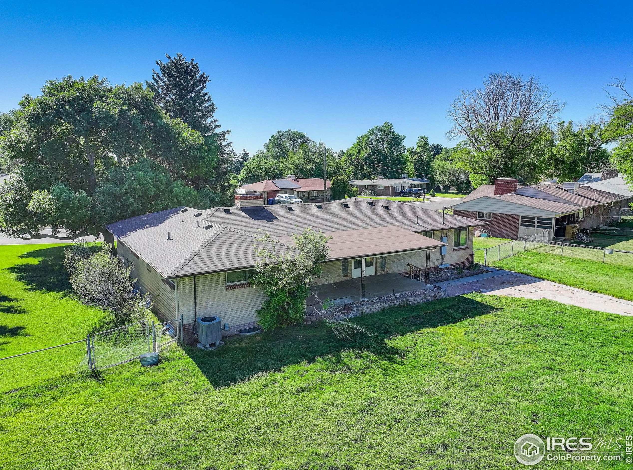 5423 Fld Ct, Arvada CO  80005-4350 exterior