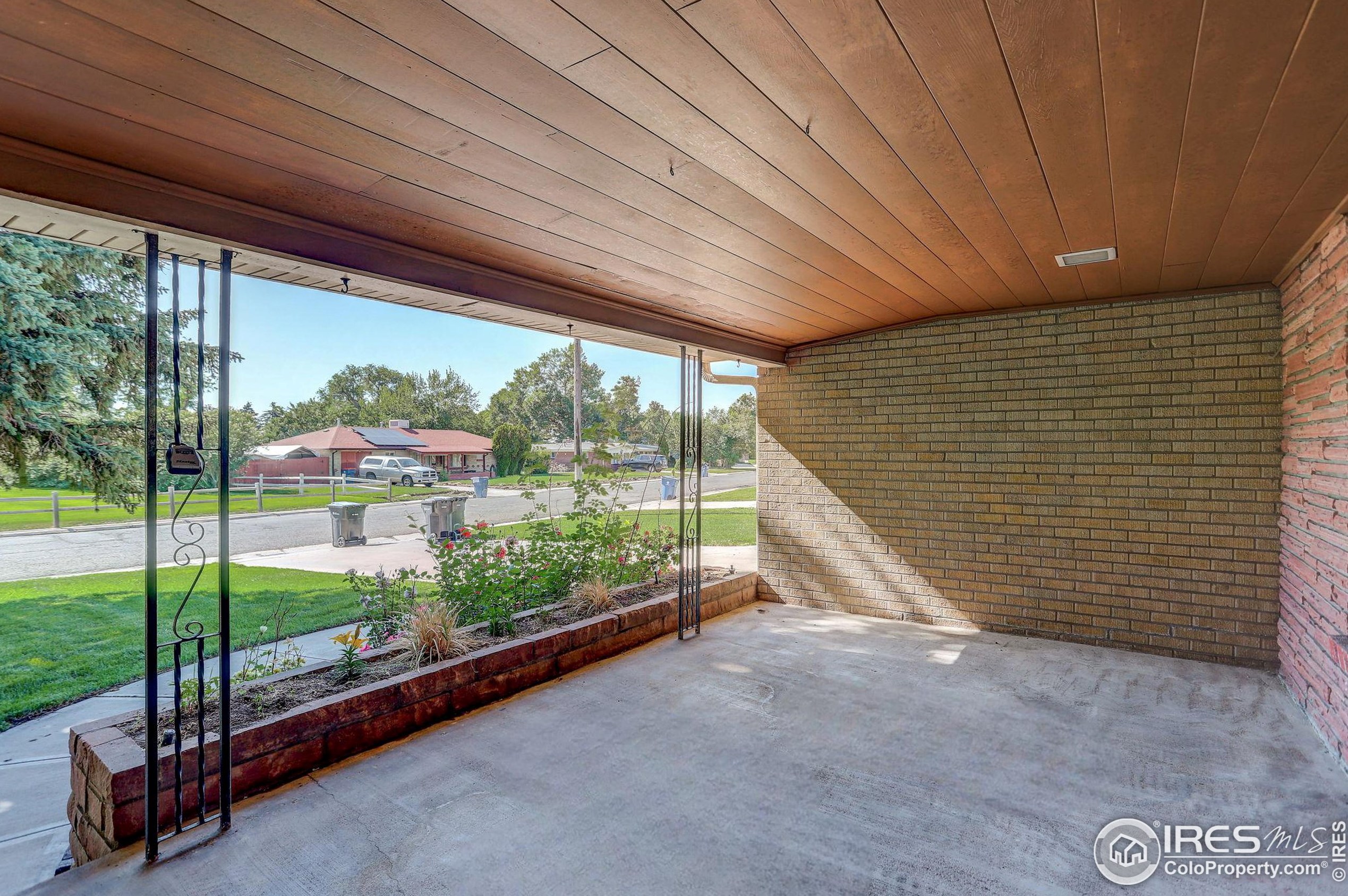 5423 Fld Ct, Arvada CO  80005-4350 exterior