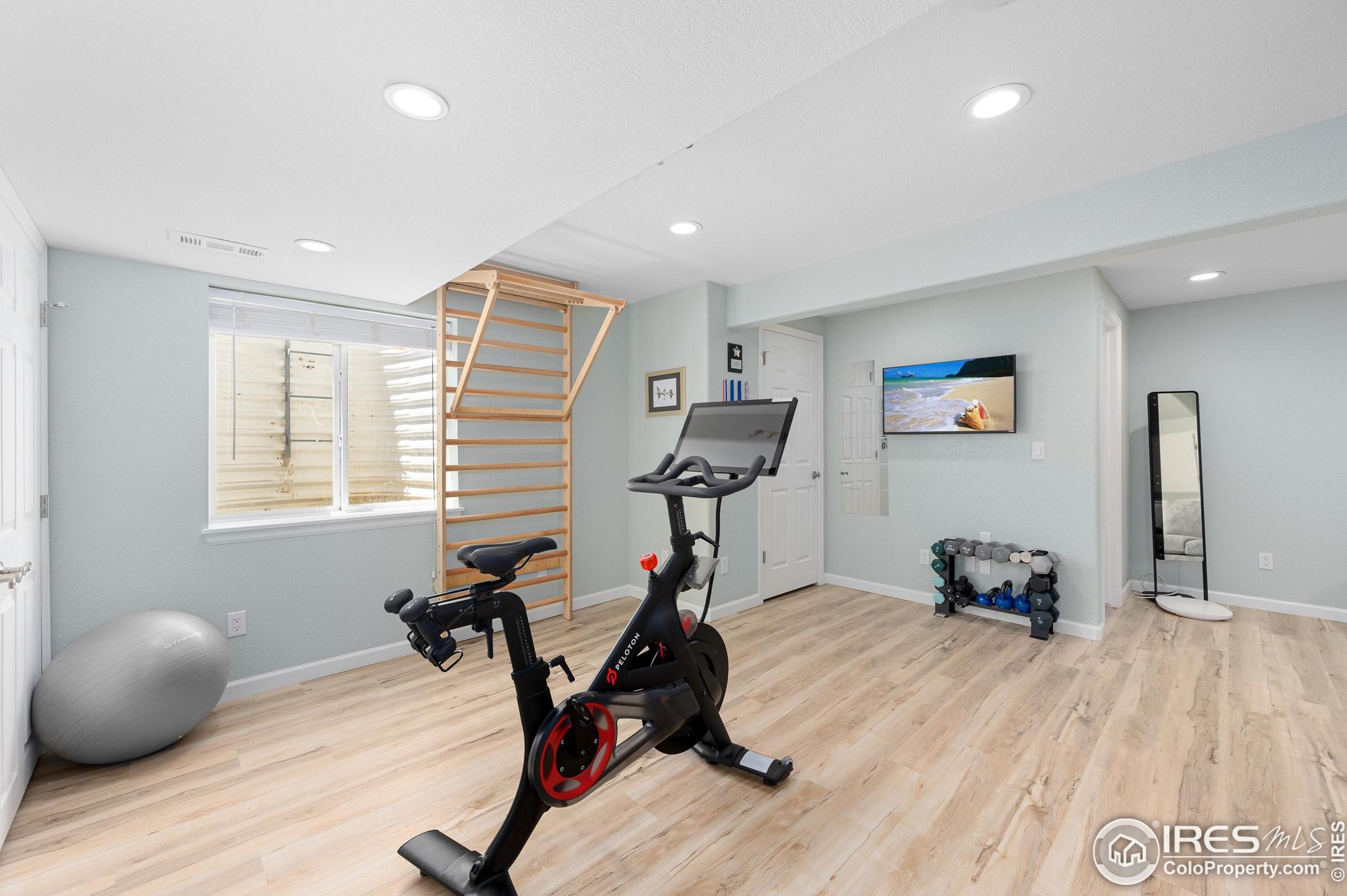 456 Peyton Dr, Fort Collins CO  80525-8259 exterior