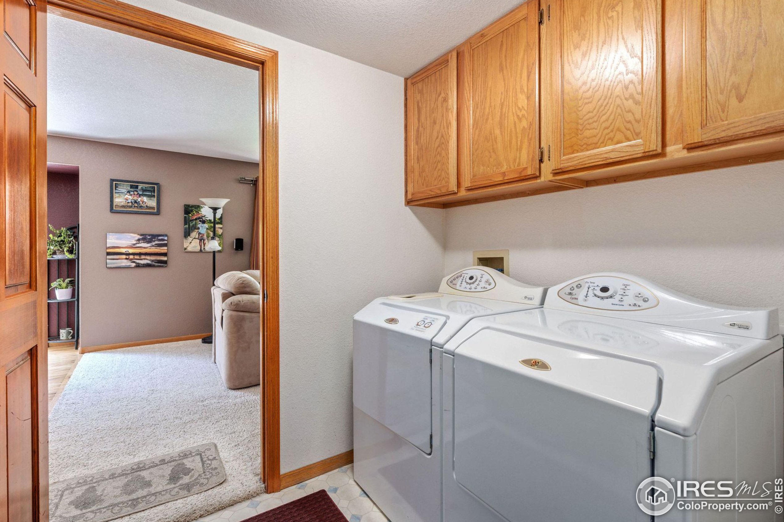 1037 Hinsdale Dr, Fort Collins CO  80526-3916 exterior