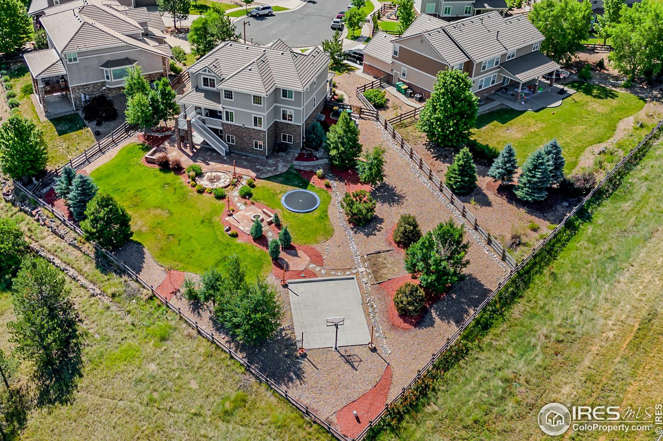 24230 Moraine Pl, Aurora CO 80016-1374 exterior