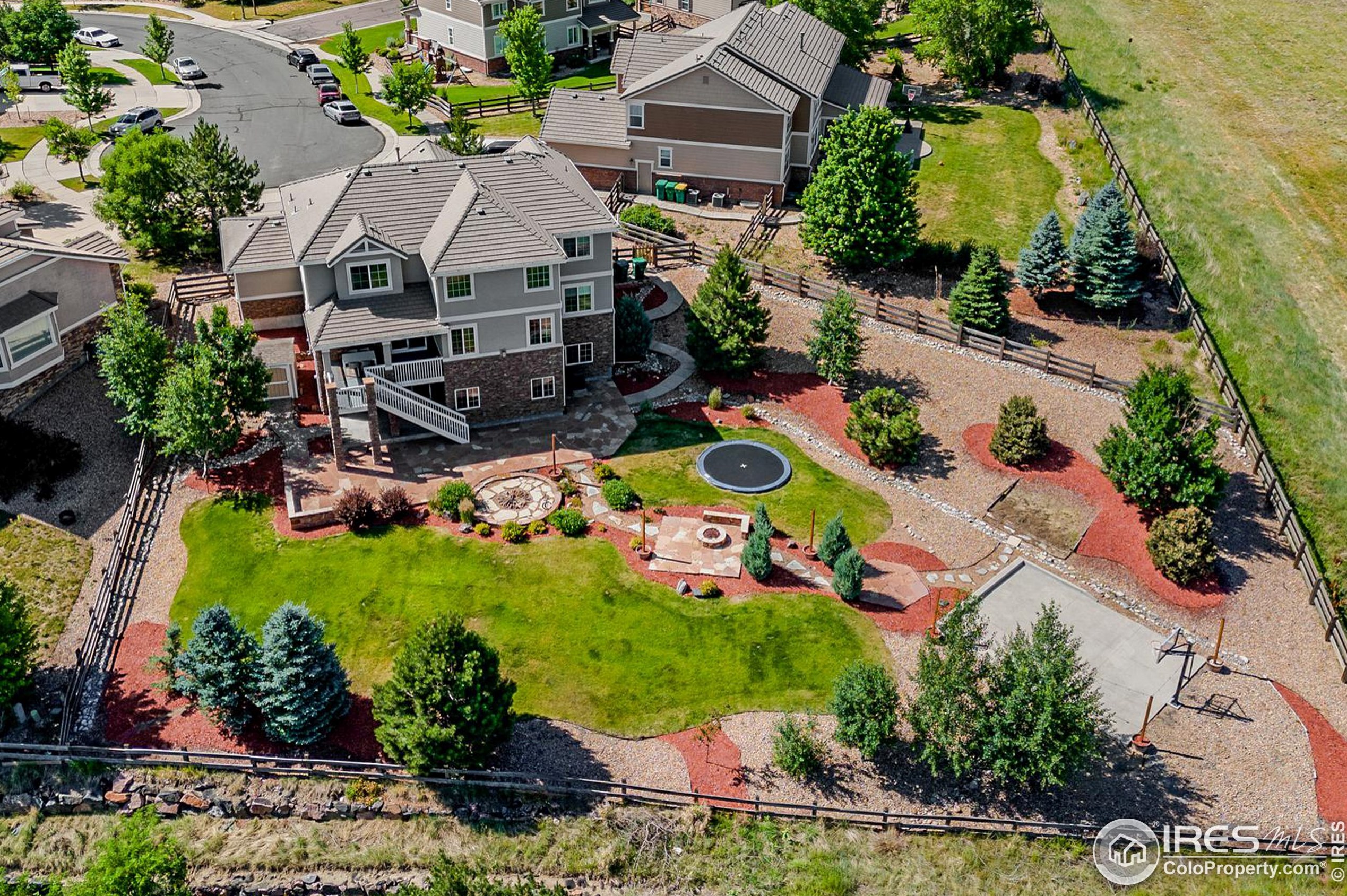 24230 Moraine Pl, Aurora CO 80016-1374 exterior