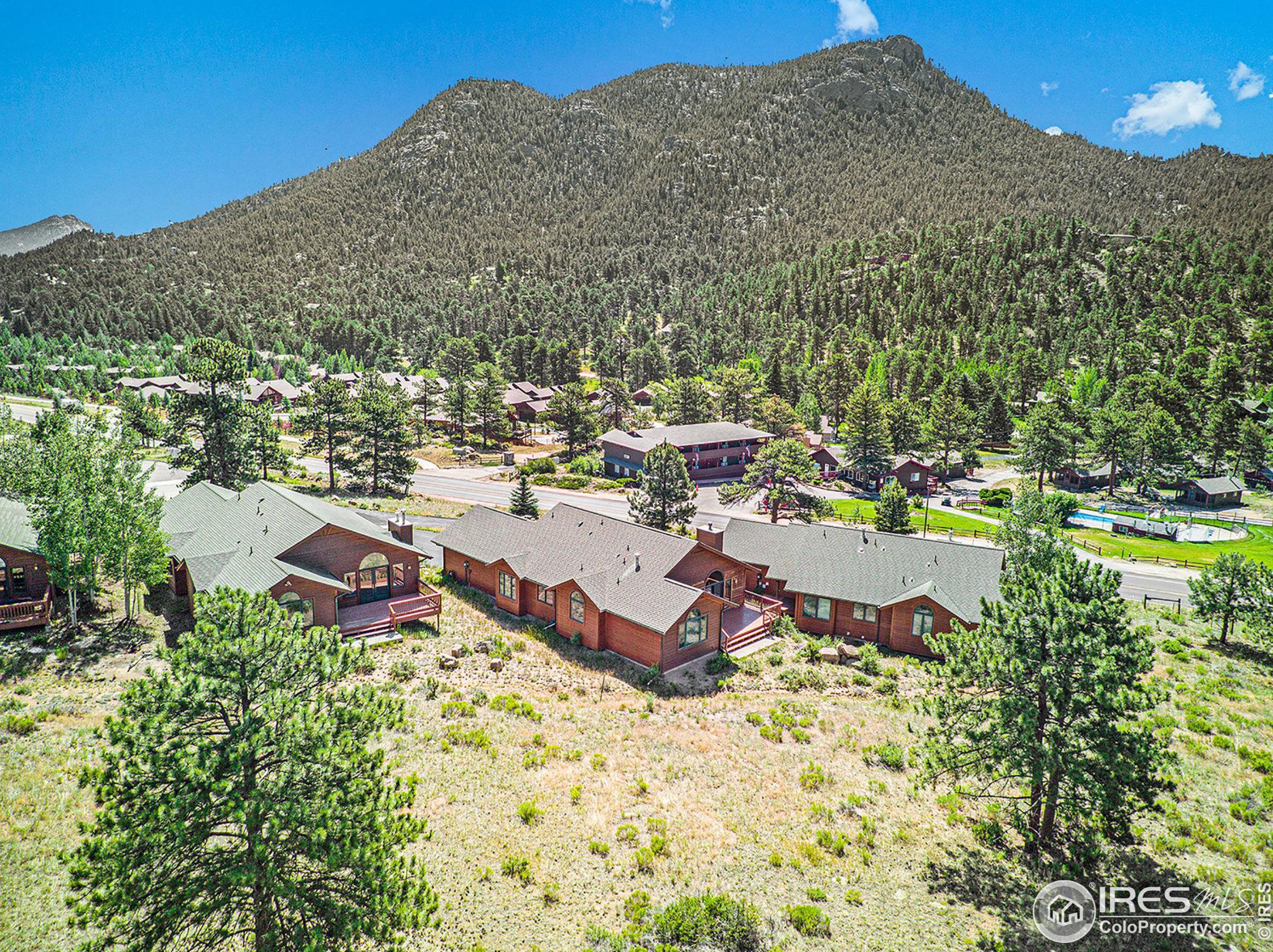 683 Cedar Ridge Cir, Estes Park CO 80517-8405 exterior