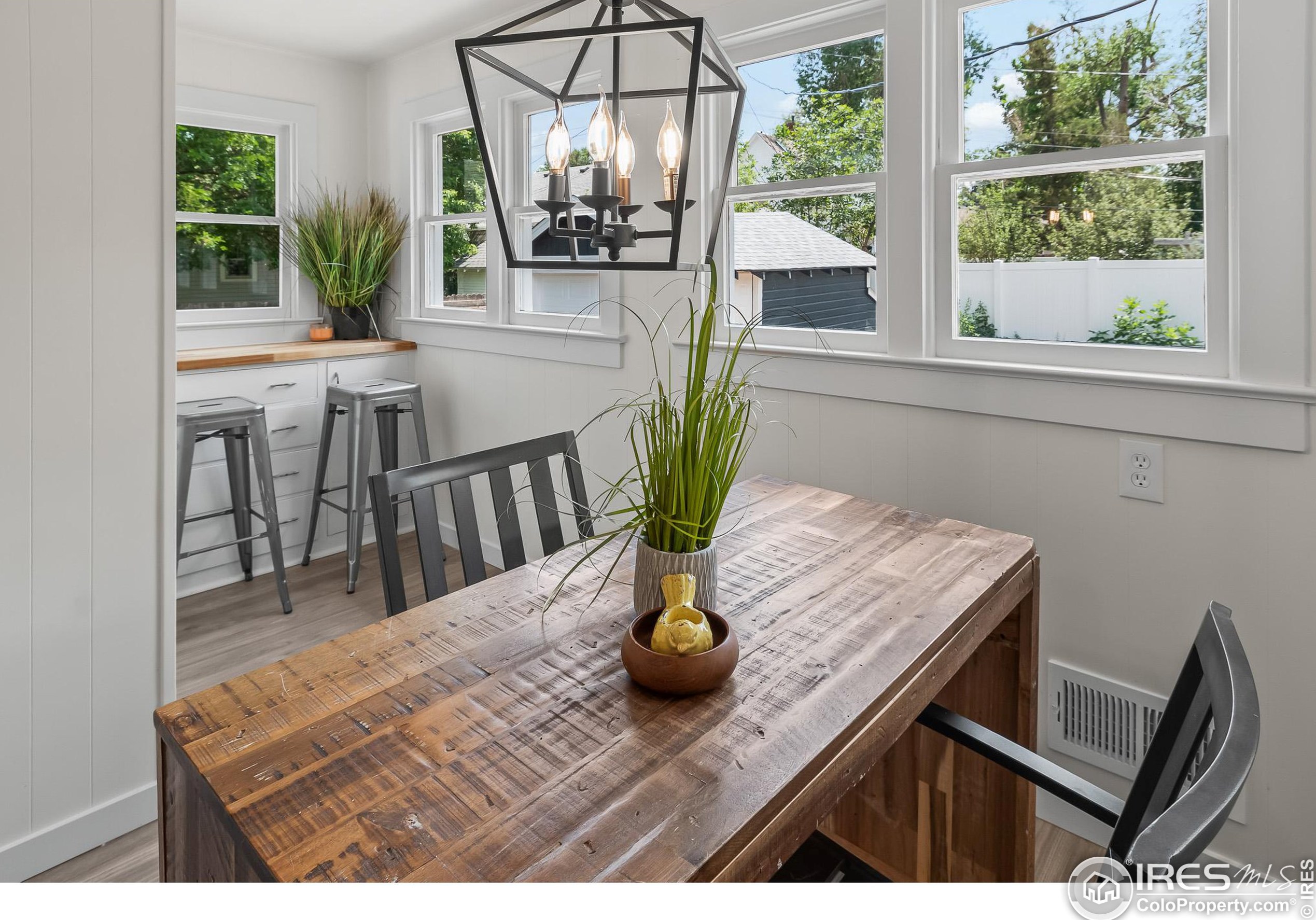 1410 12th St, Greeley CO  80631-3750 exterior