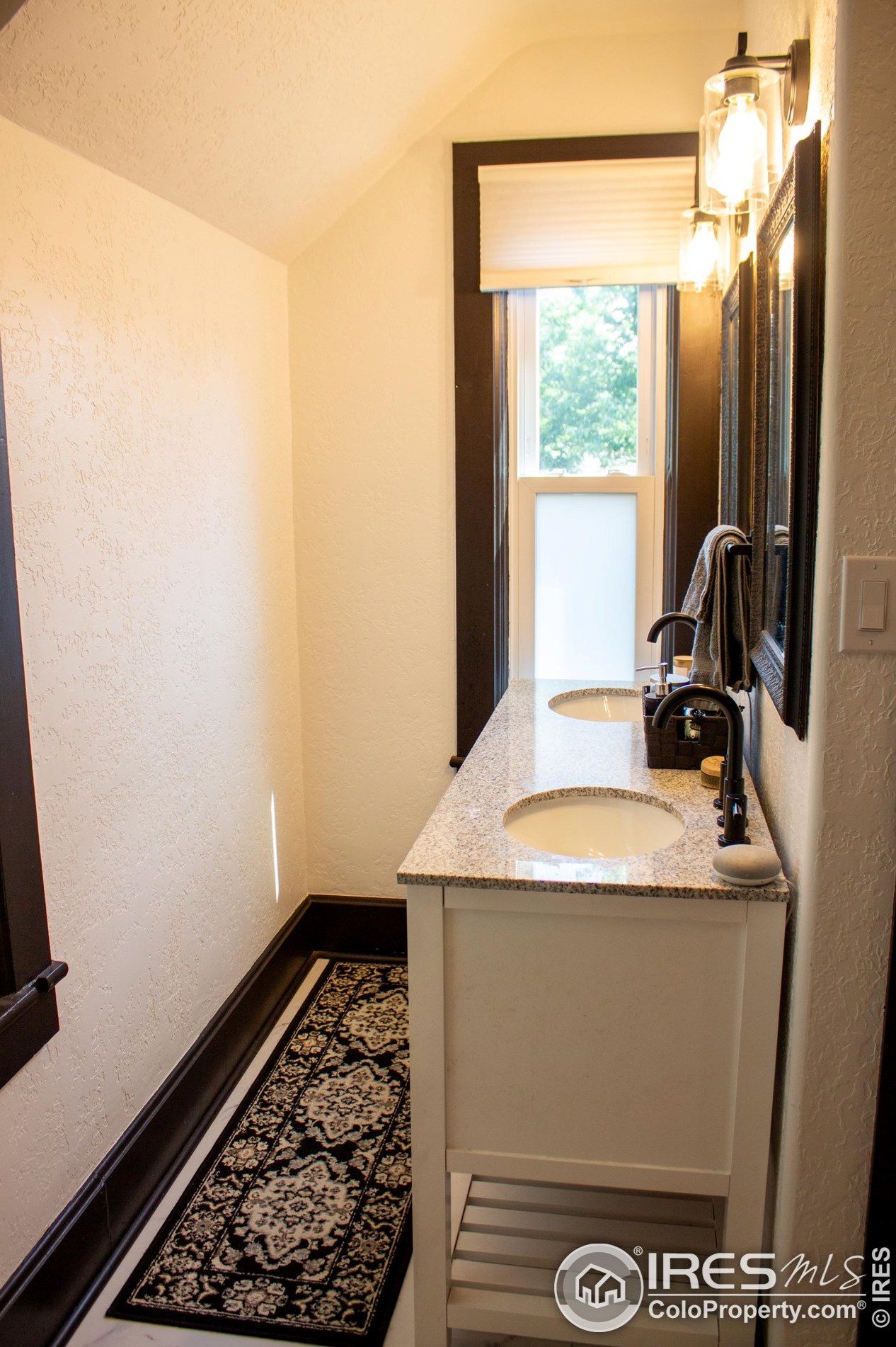 1202 11 St, Greeley CO 80631-4118 exterior