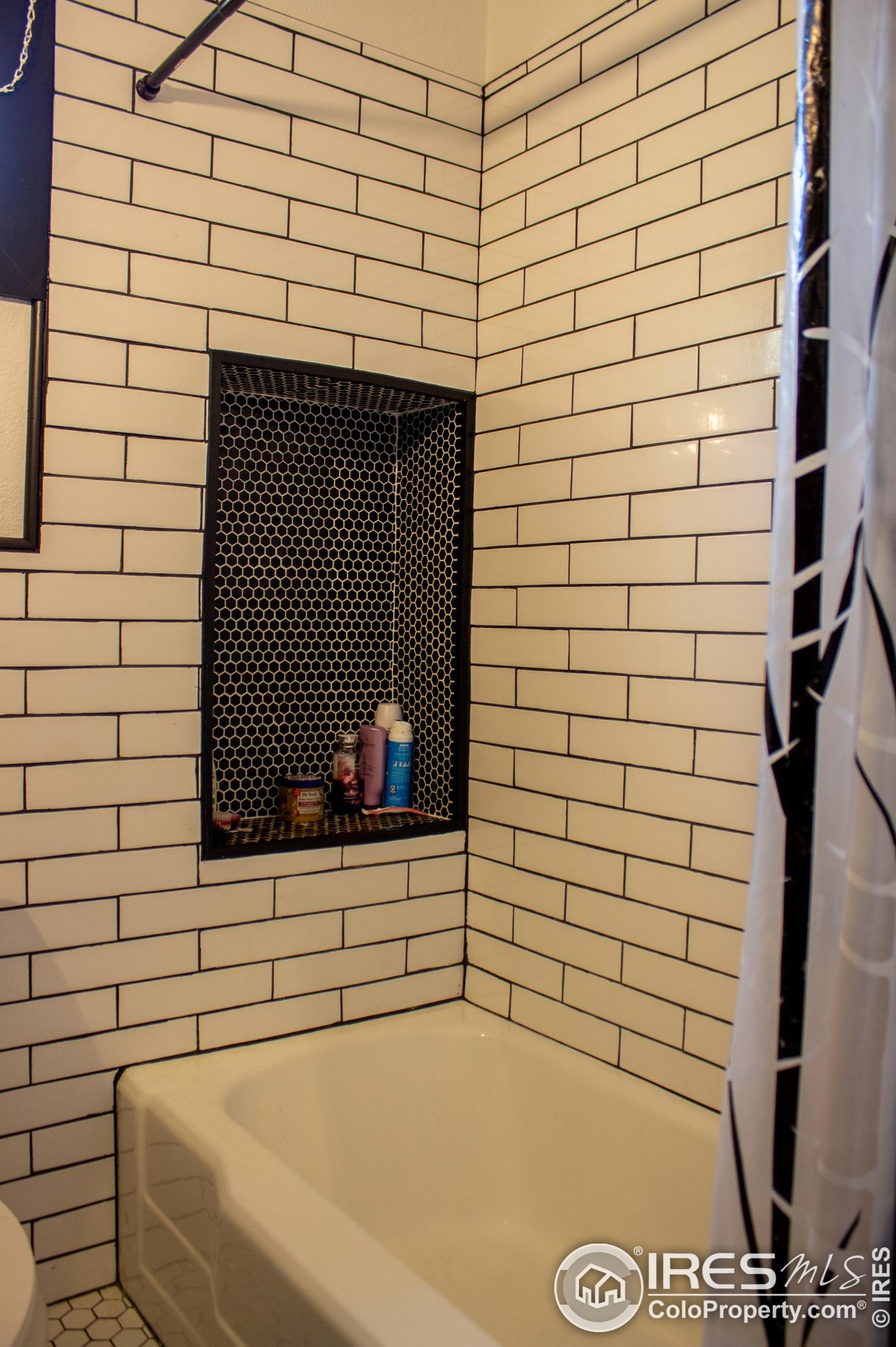 1202 11 St, Greeley CO 80631-4118 exterior