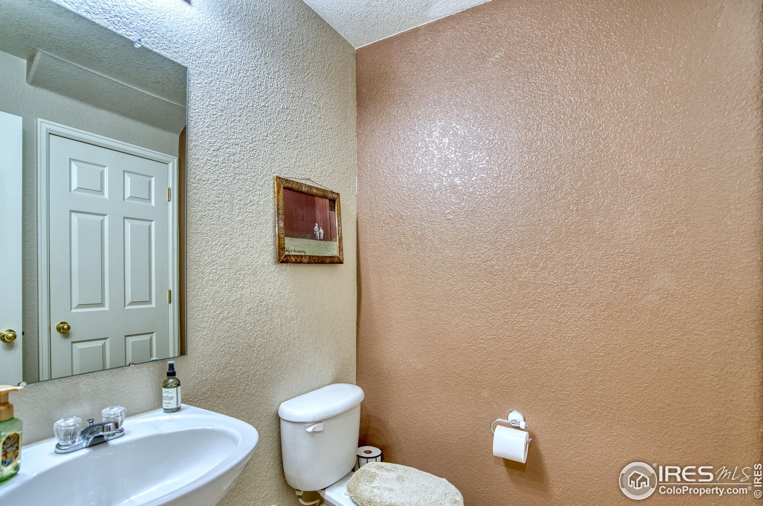 13618 Krameria St, Denver CO 80602-6985 exterior