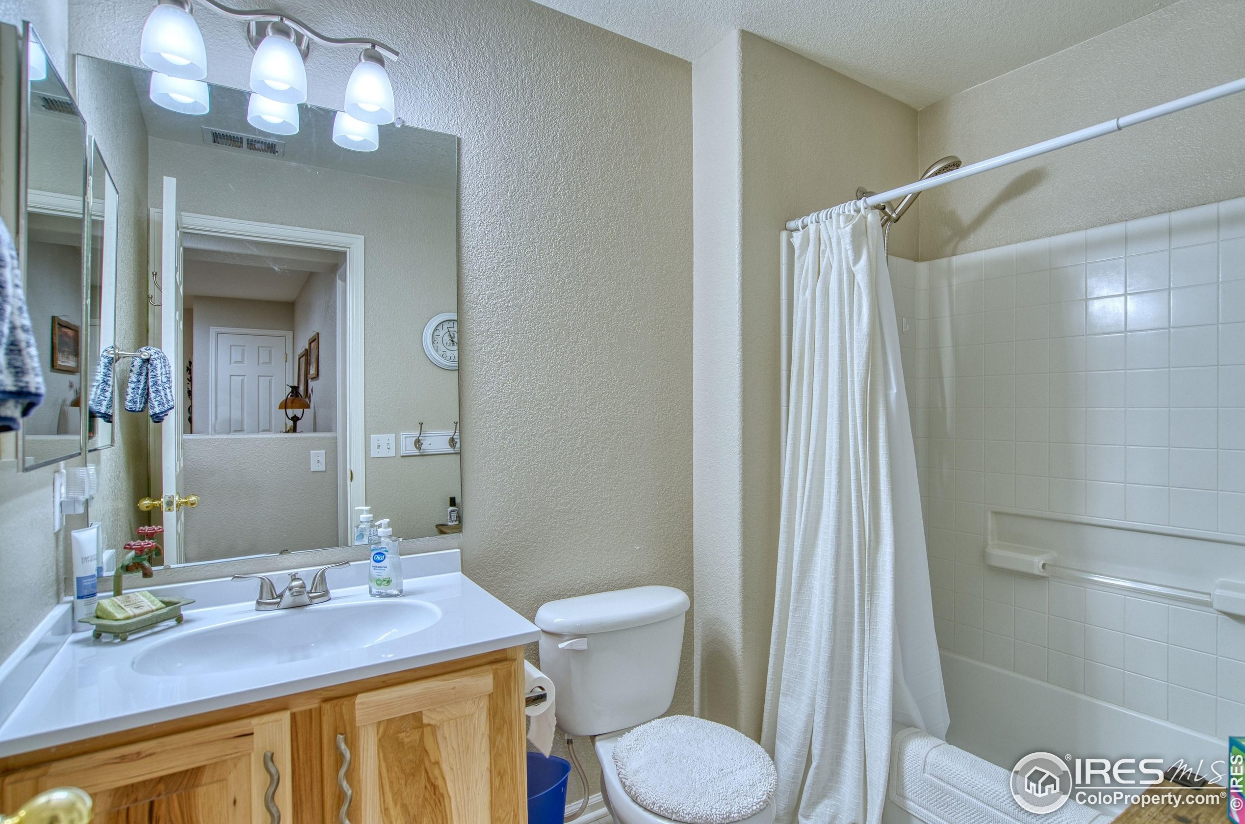 13618 Krameria St, Denver CO 80602-6985 exterior