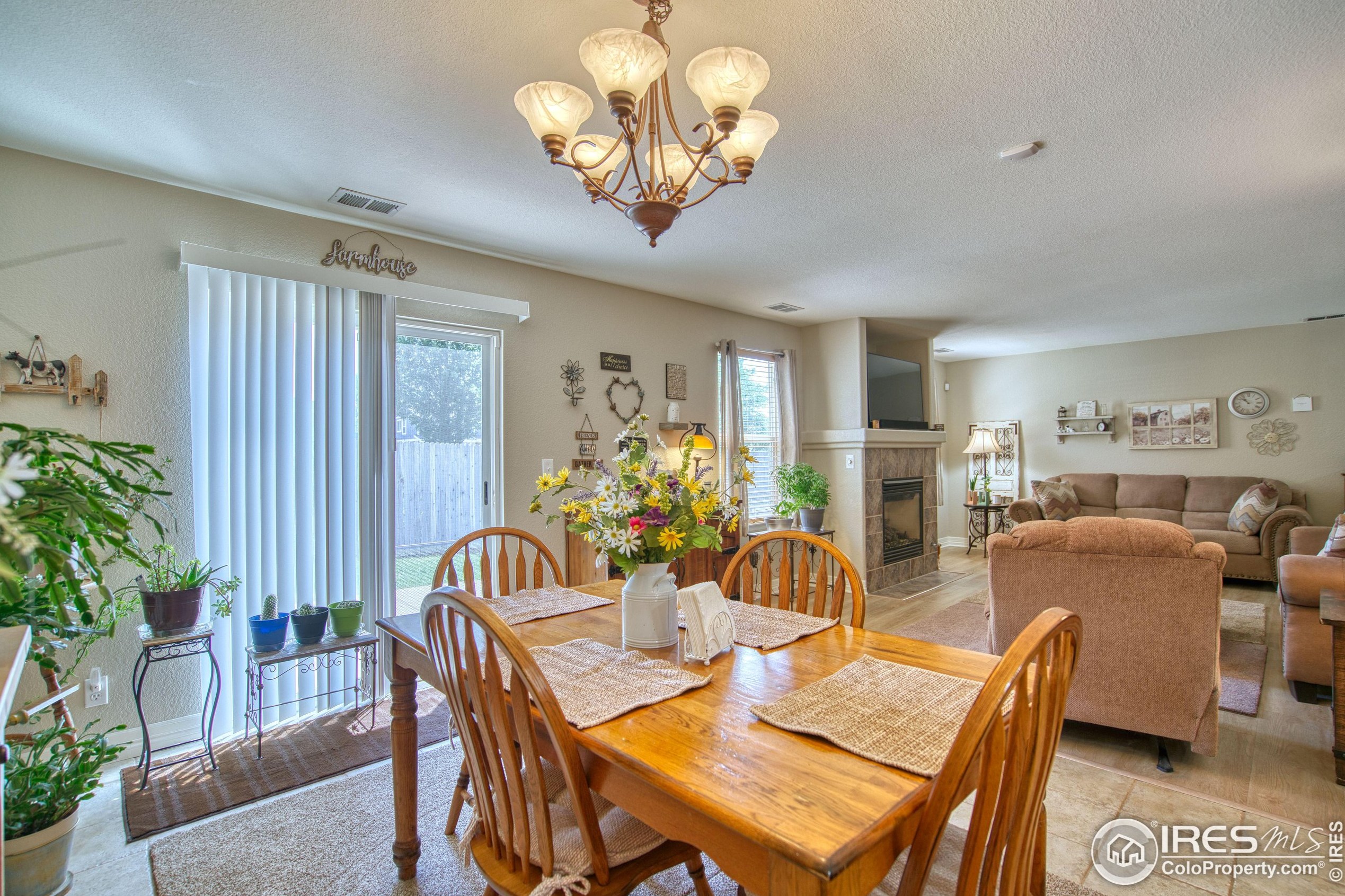 13618 Krameria St, Denver CO 80602-6985 exterior