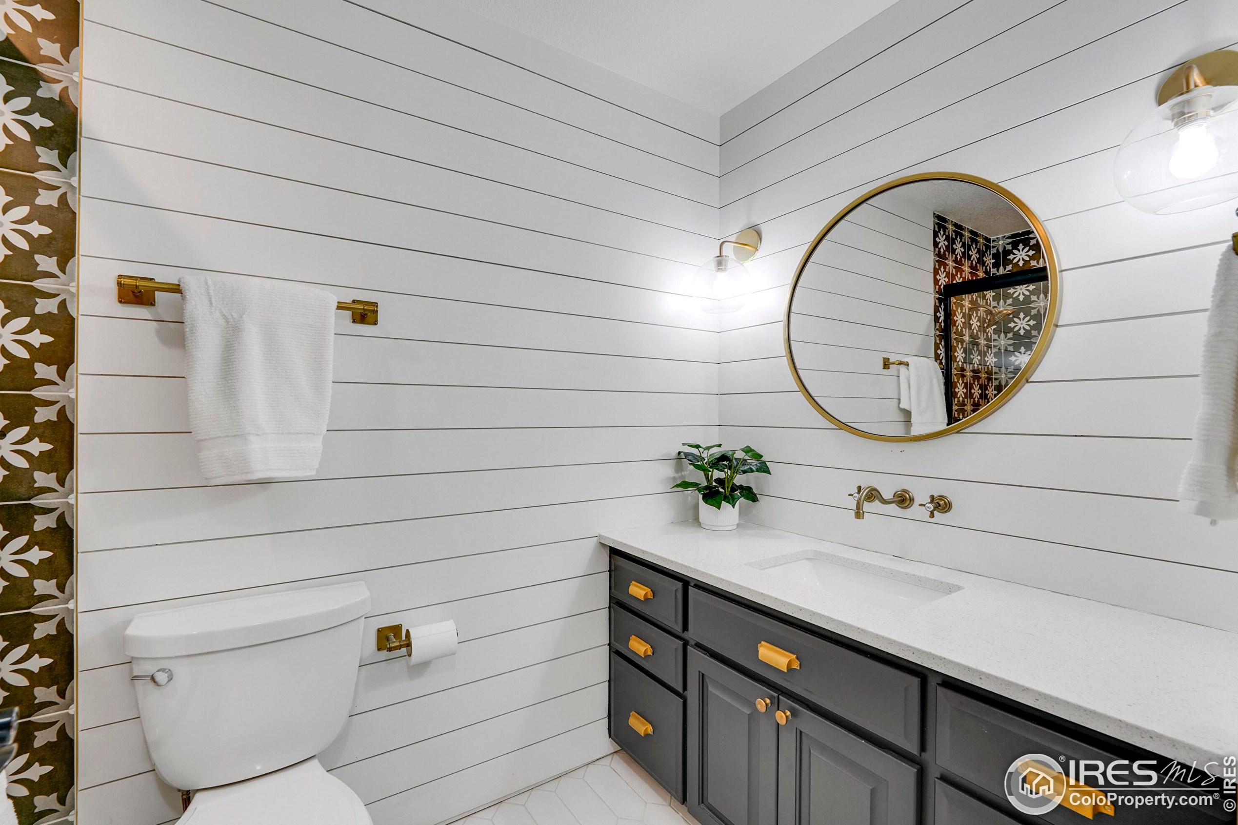 2247 Woody Creek Cir, Loveland CO  80538-5333 exterior