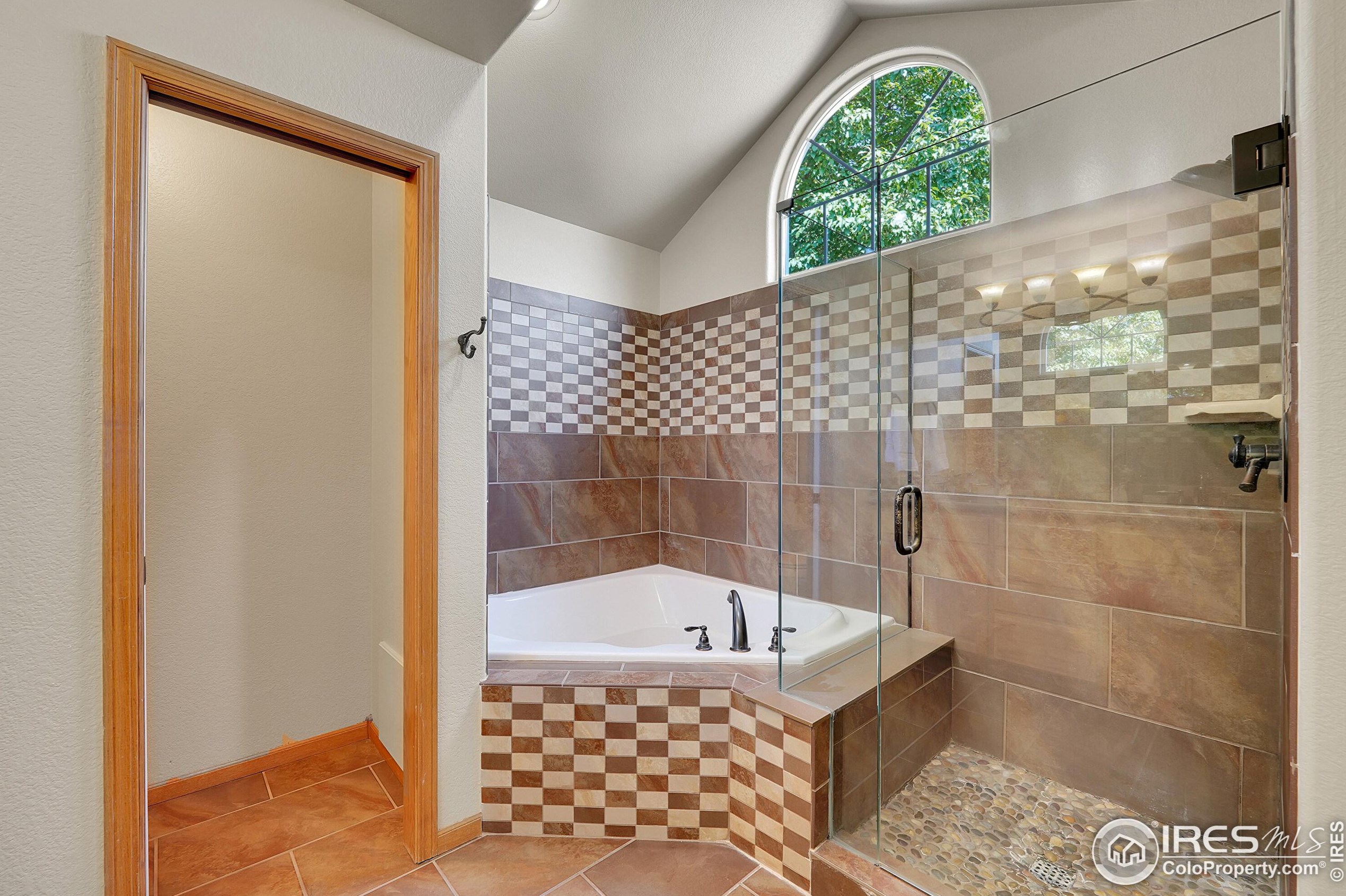 2247 Woody Creek Cir, Loveland CO  80538-5333 exterior