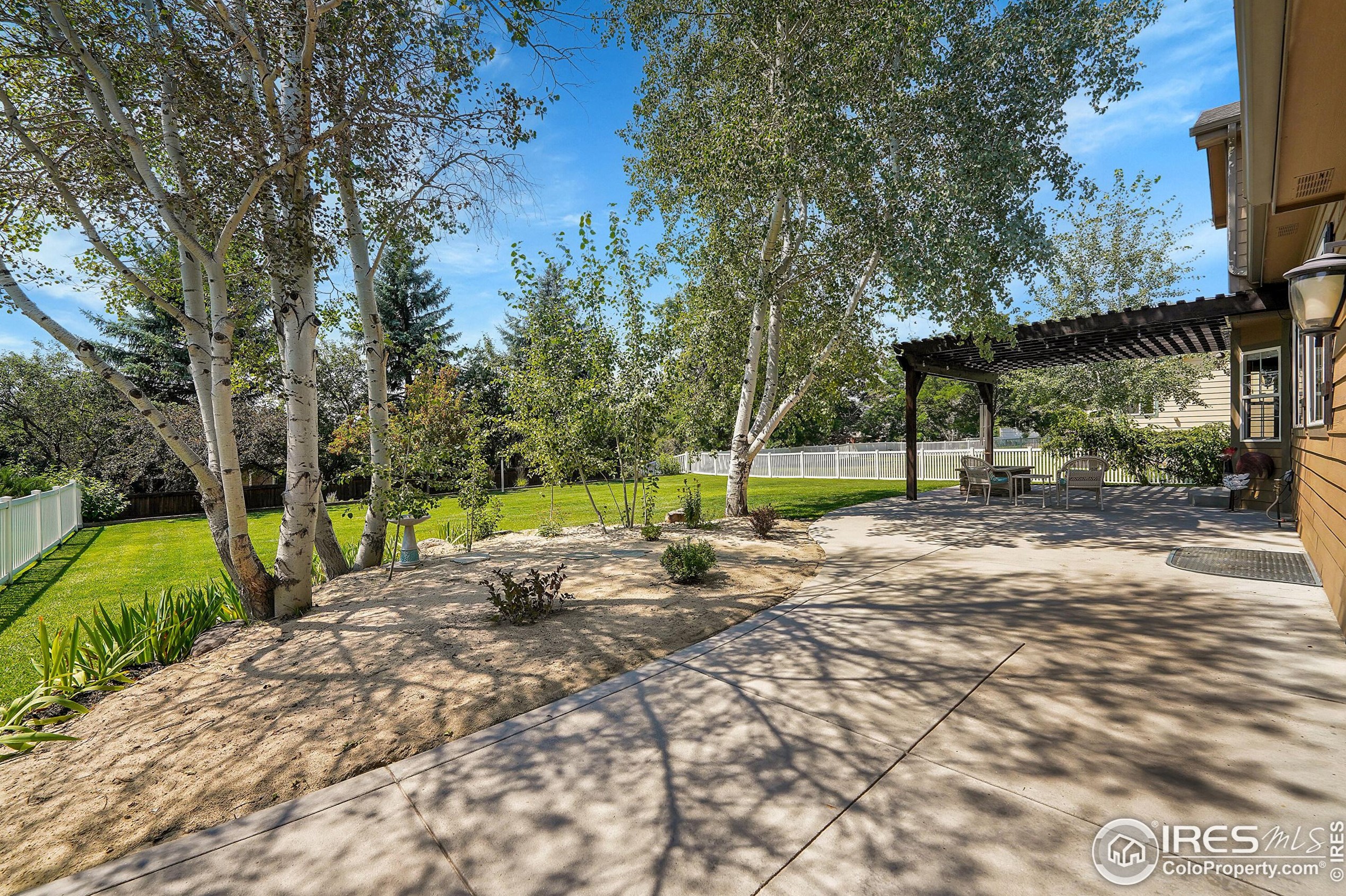 2247 Woody Creek Cir, Loveland CO  80538-5333 exterior