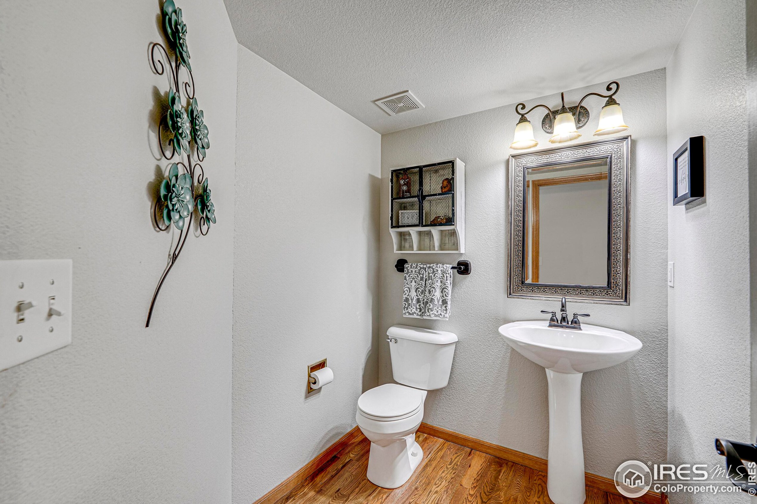 2247 Woody Creek Cir, Loveland CO  80538-5333 exterior