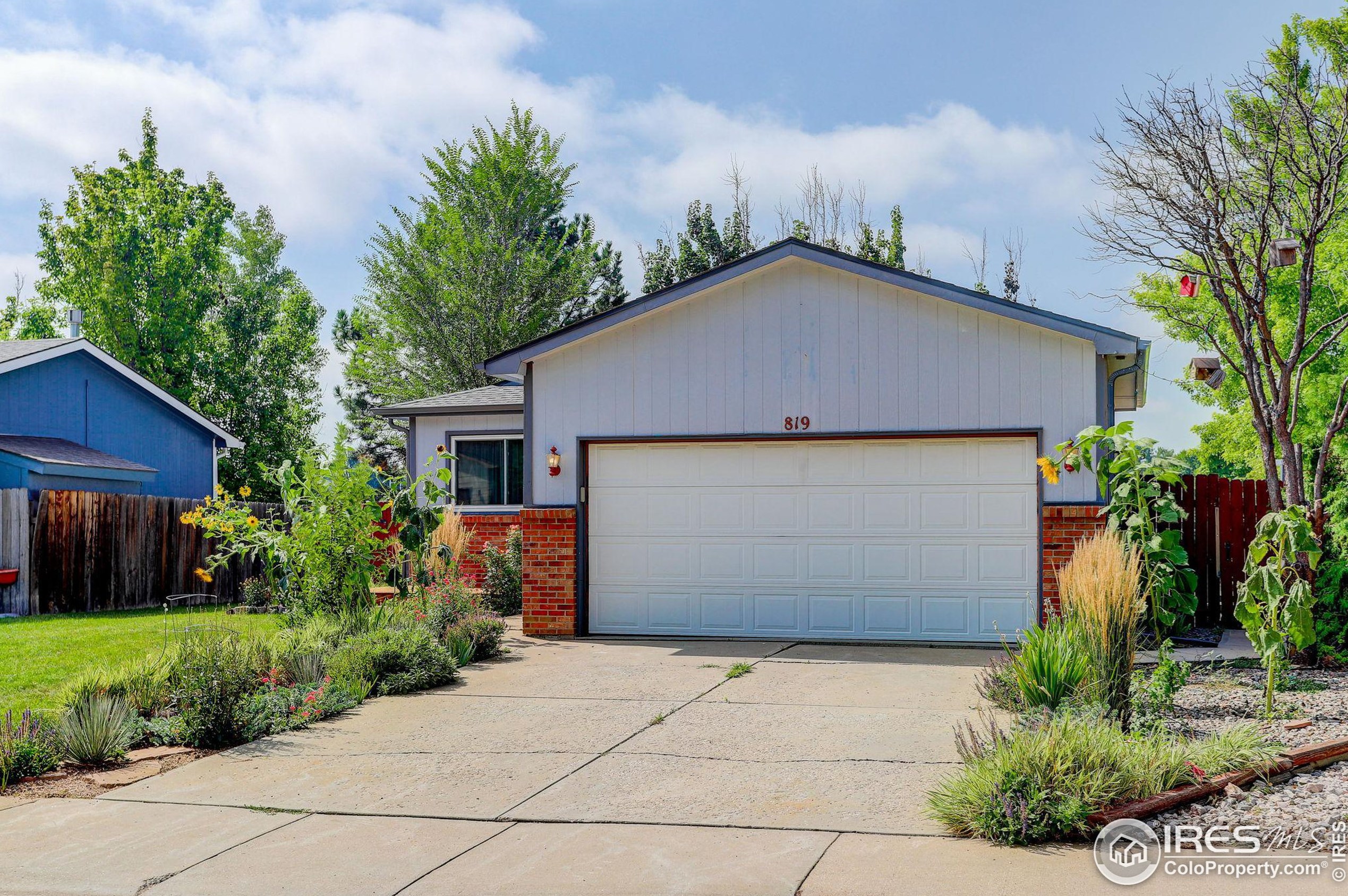 819 Woodland Way, Fort Collins CO  80526-4148 exterior