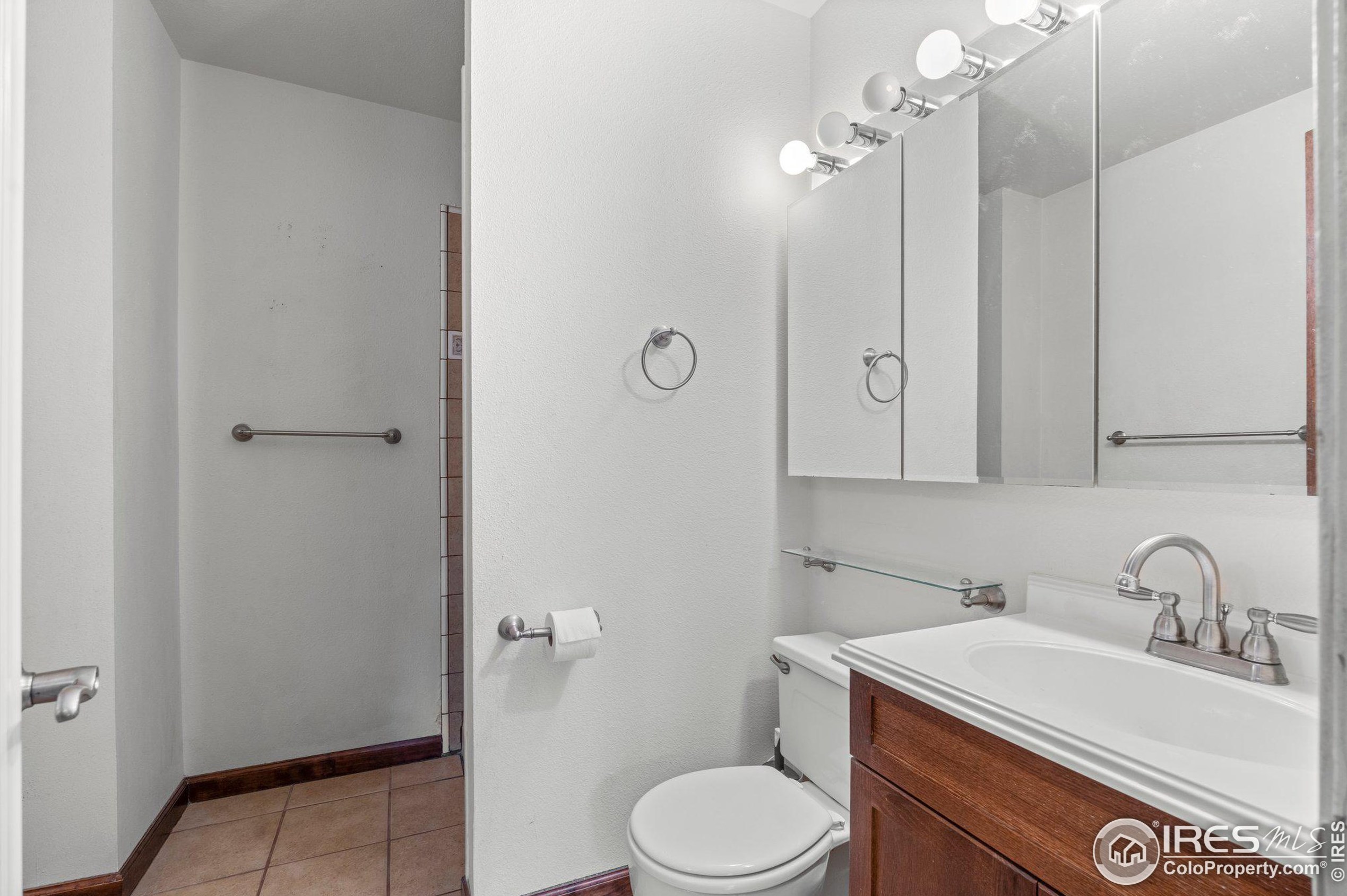 5641 63rd Ave, Arvada CO  80003-5117 exterior