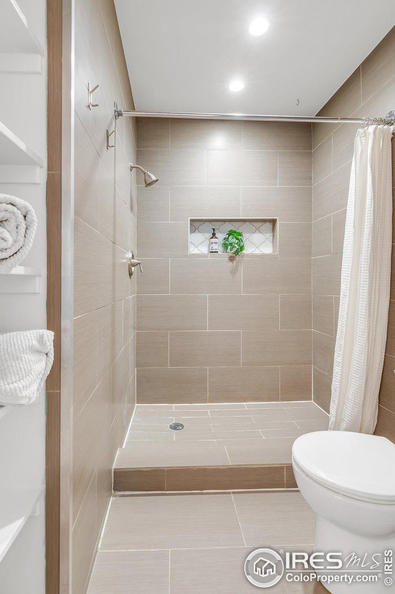 1531 Bradley Dr, Boulder CO 80305-7373 exterior