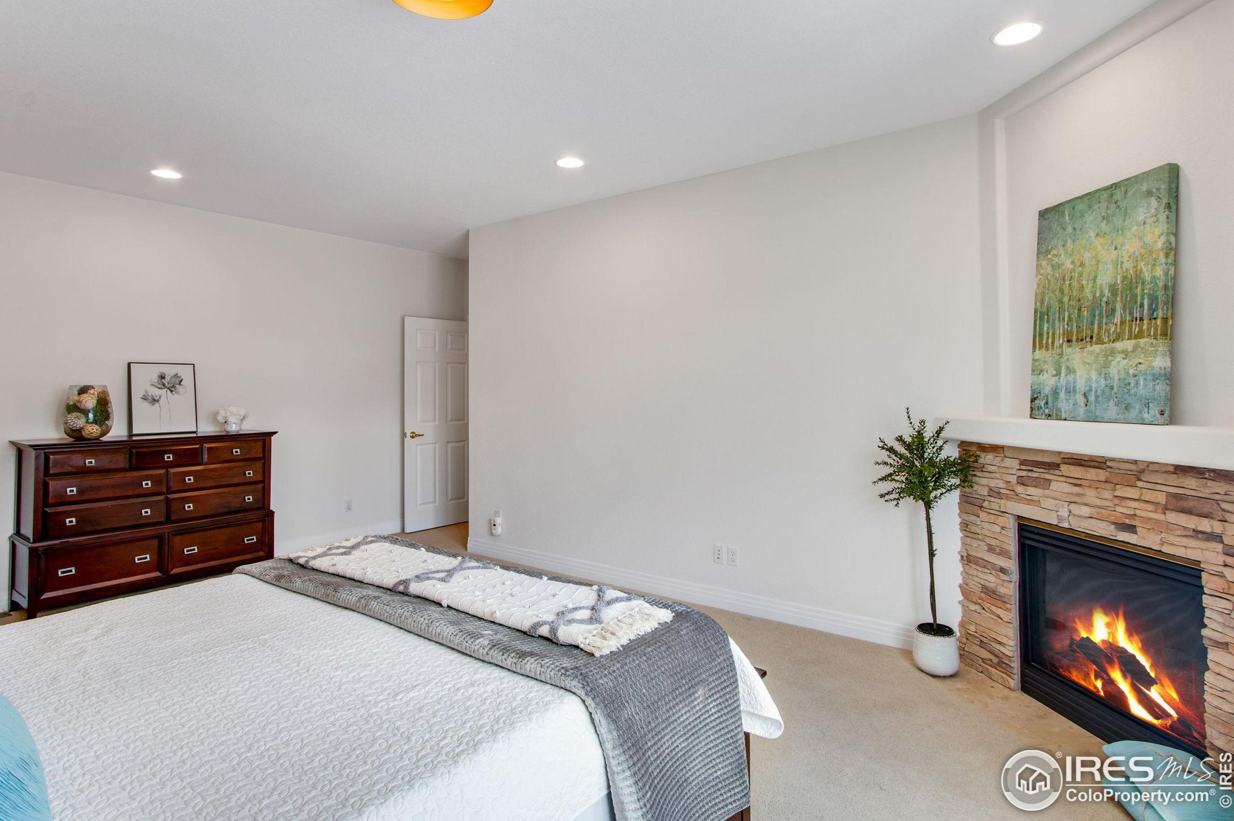 398 High Pointe Dr, Fort Collins CO  80525-3284 exterior