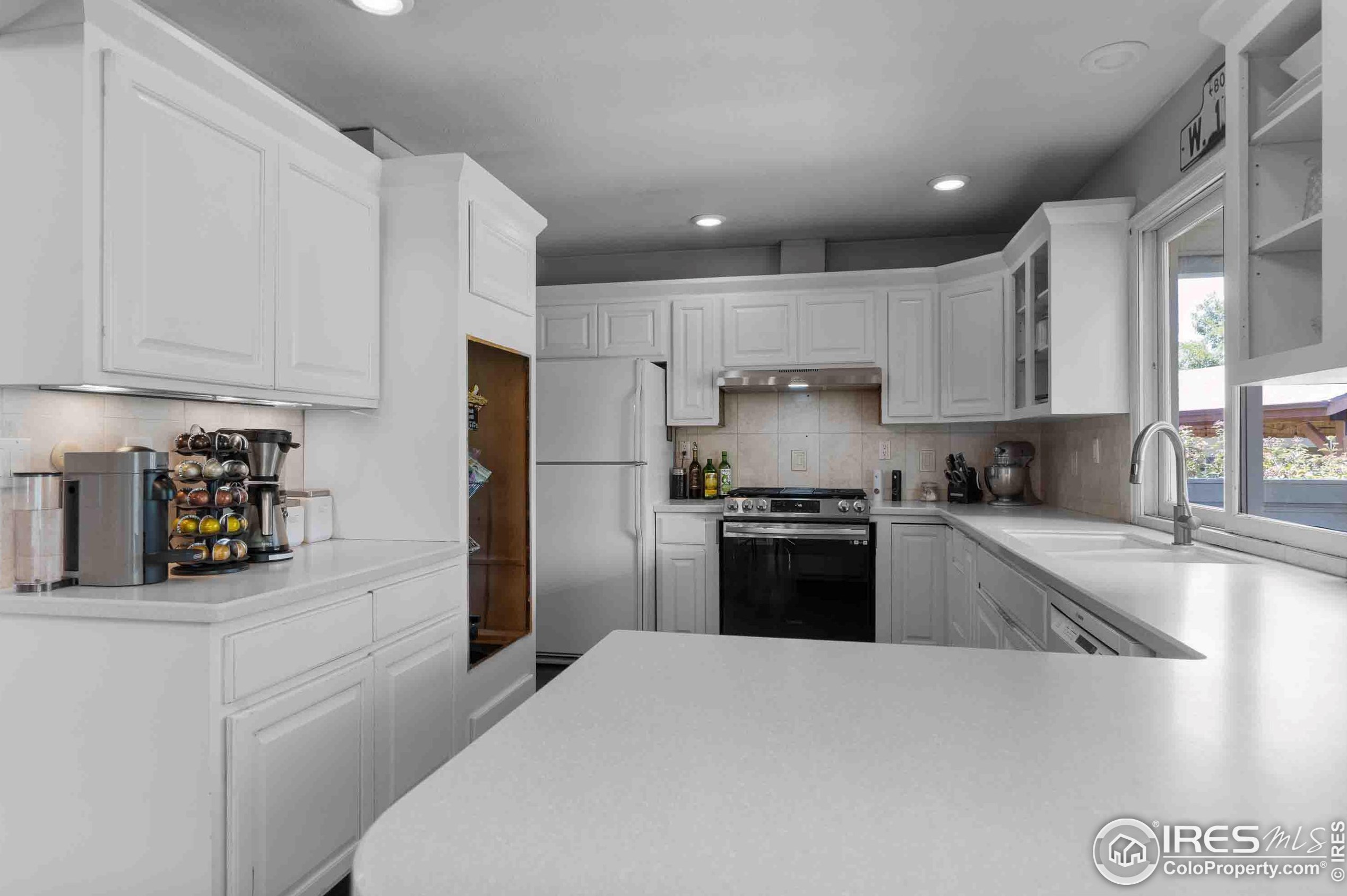 4717 13th St, Greeley CO 80634-2315 exterior