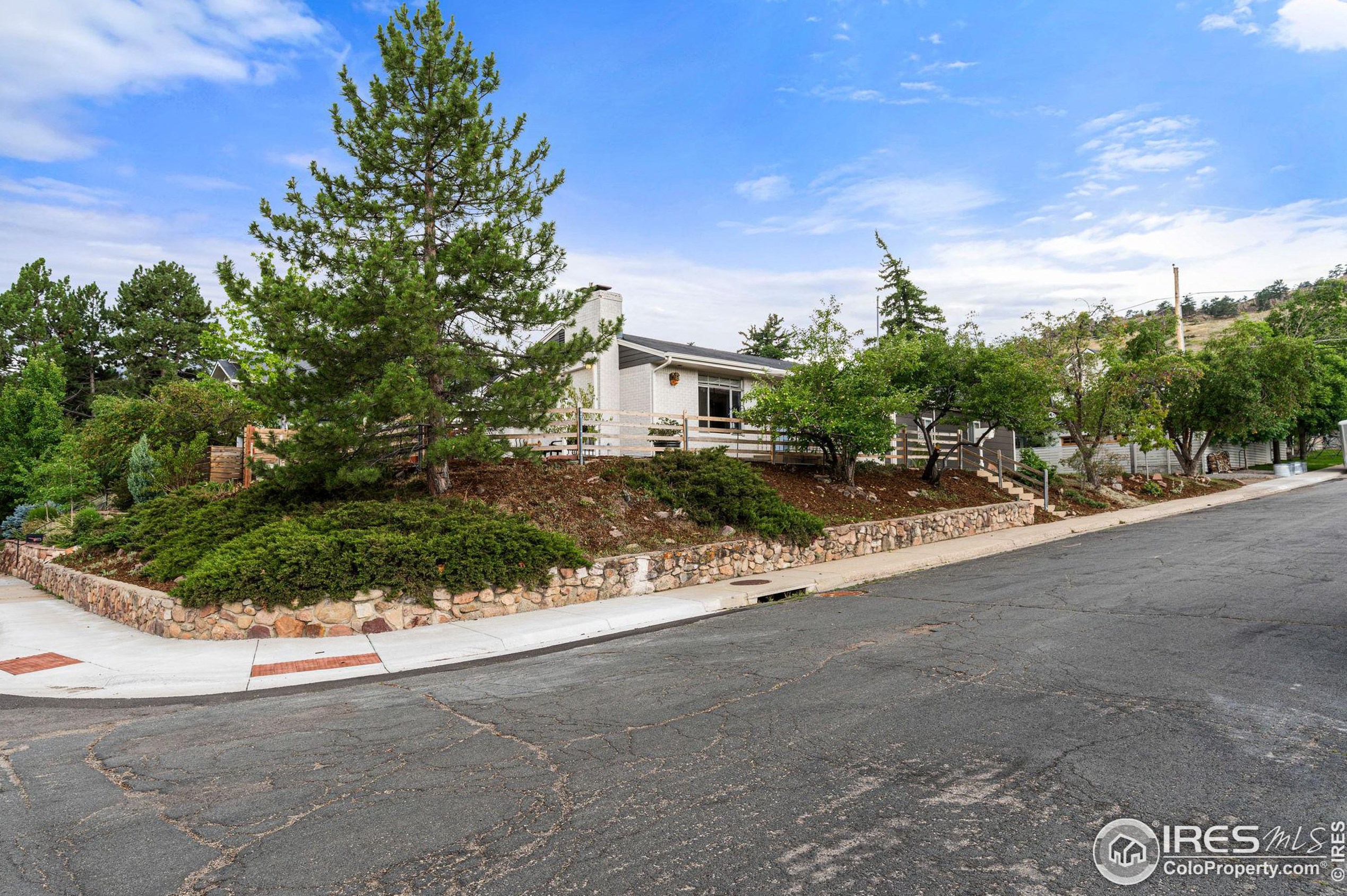 550 Cedar Ave, Boulder CO 80304-3023 exterior