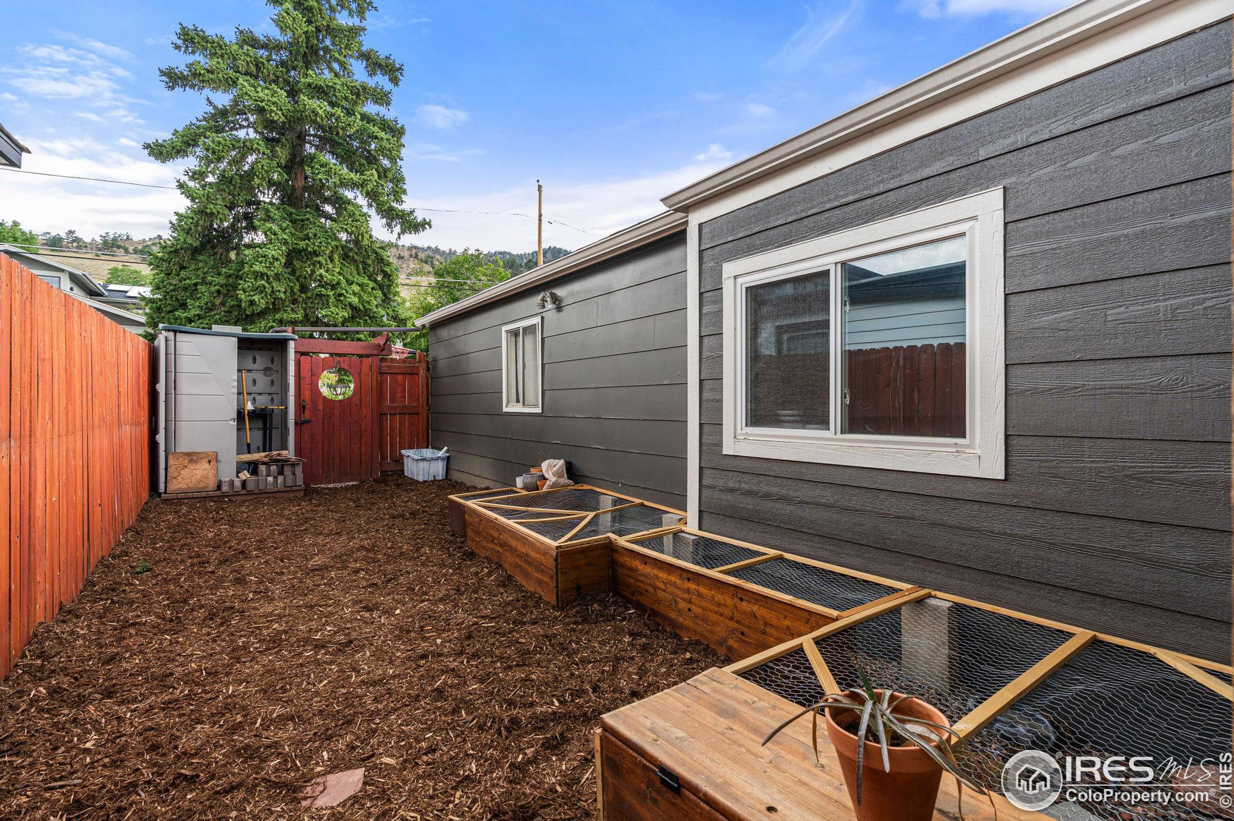 550 Cedar Ave, Boulder CO 80304-3023 exterior