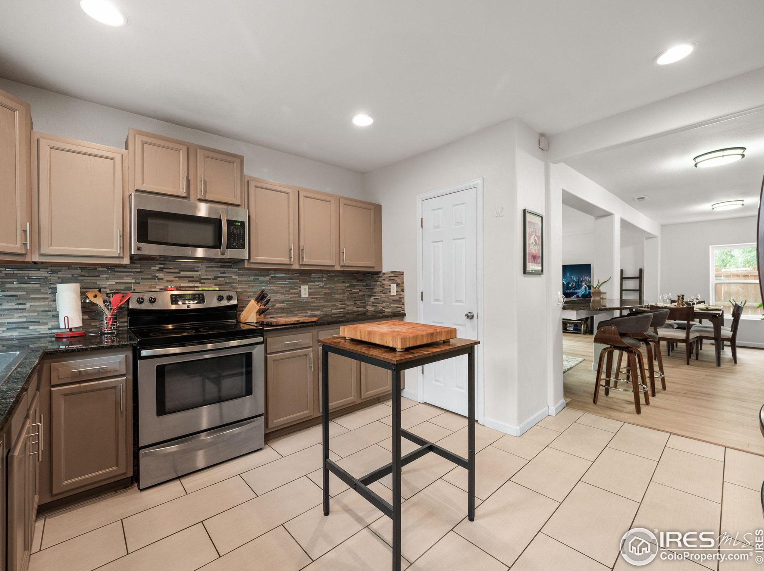 1747 Trenton St, Denver CO  80220-2046 exterior