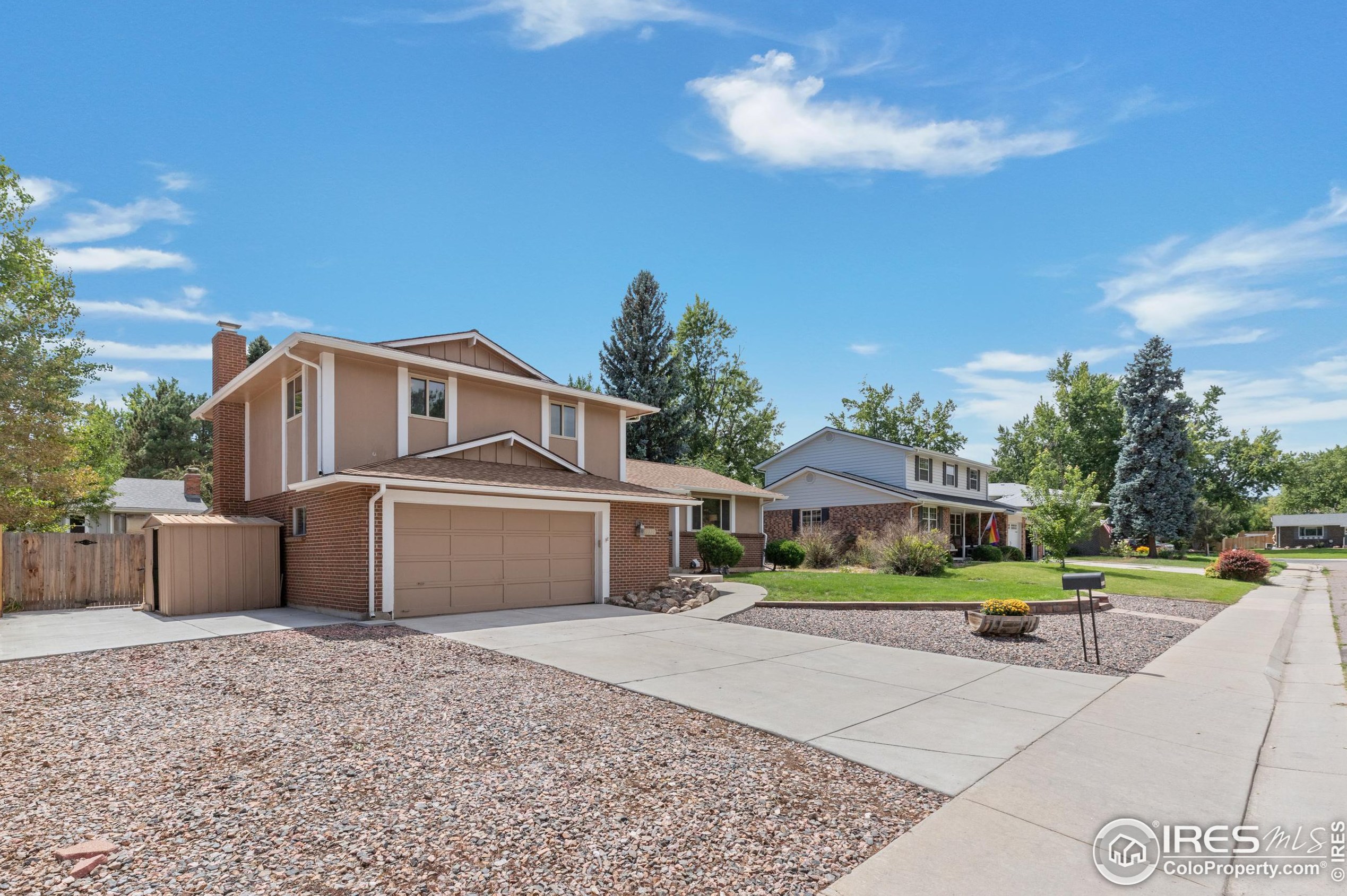 12224 68th Pl, Arvada CO  80004-2321 exterior