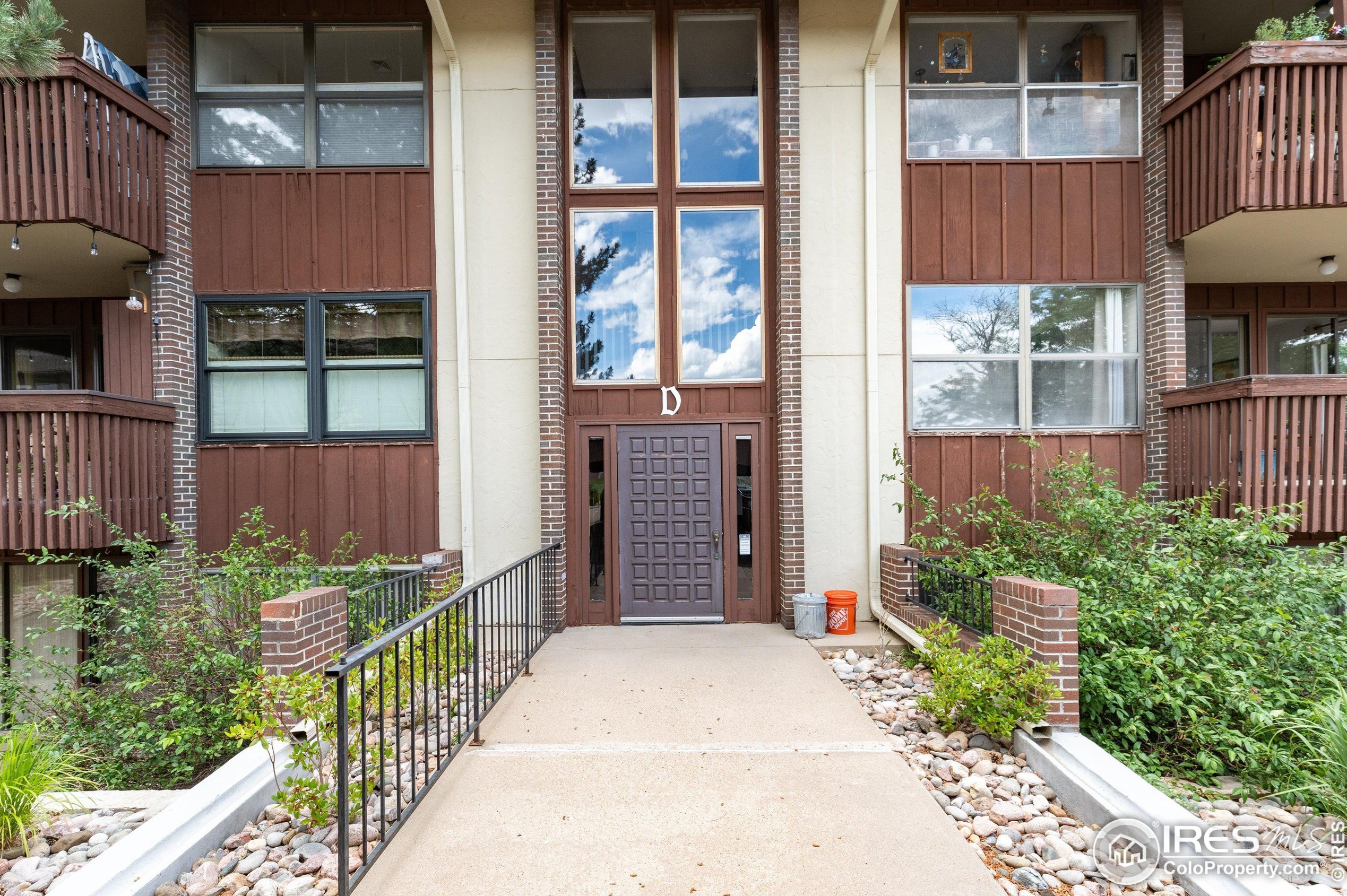 500 Manhattan Dr, Boulder CO  80303-4030 exterior