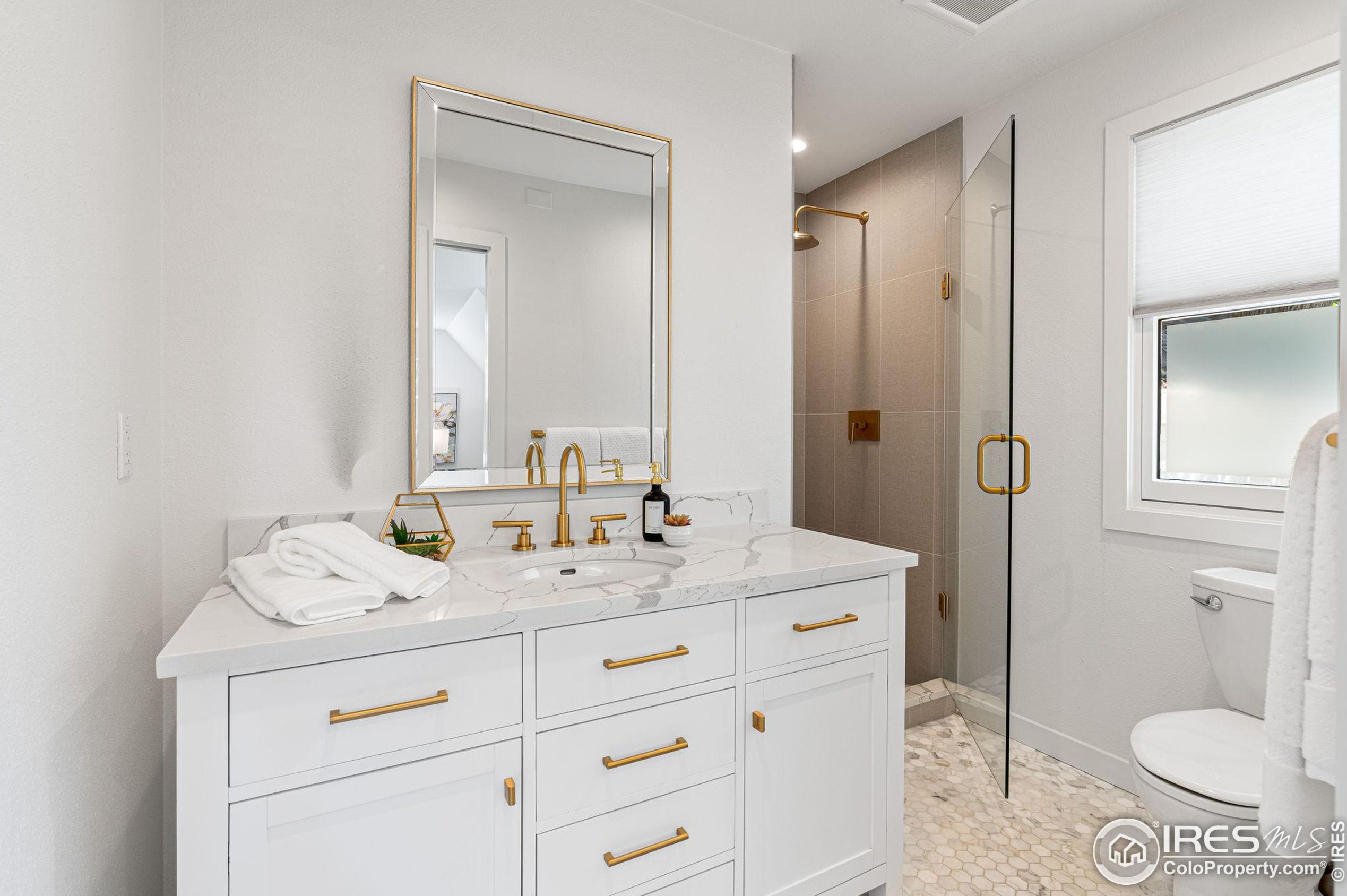 2260 22 St, Boulder CO 80302-4570 exterior