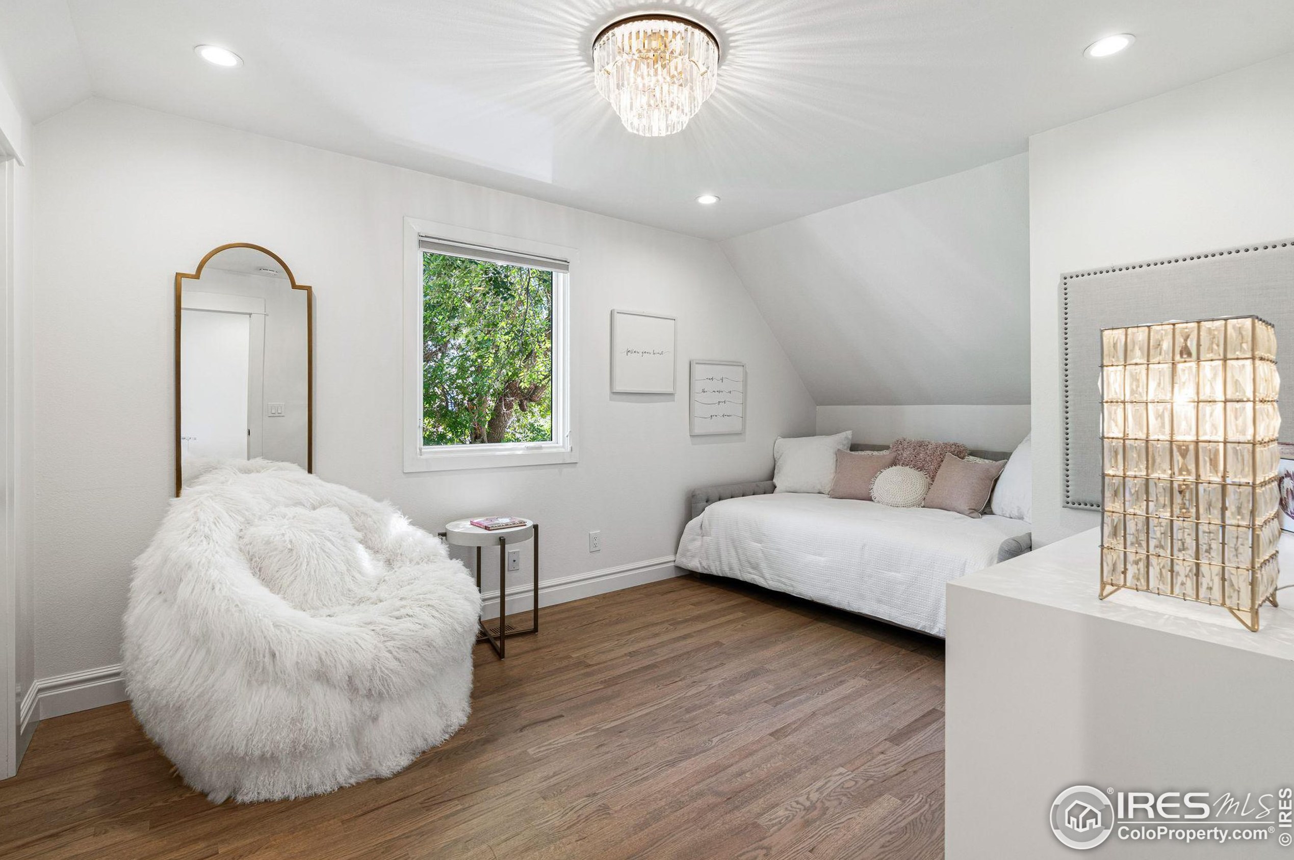 2260 22 St, Boulder CO 80302-4570 exterior