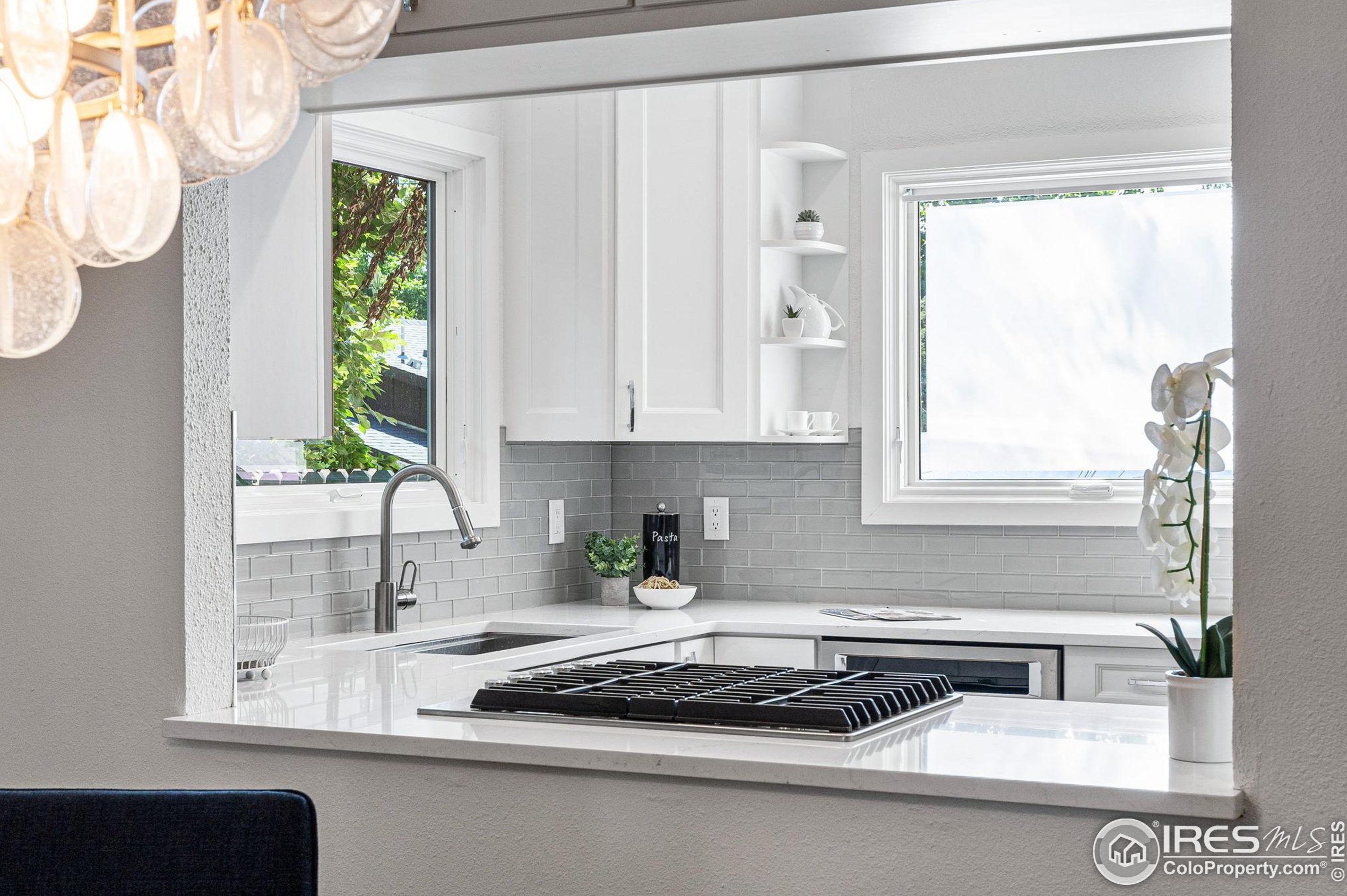 2260 22 St, Boulder CO 80302-4570 exterior