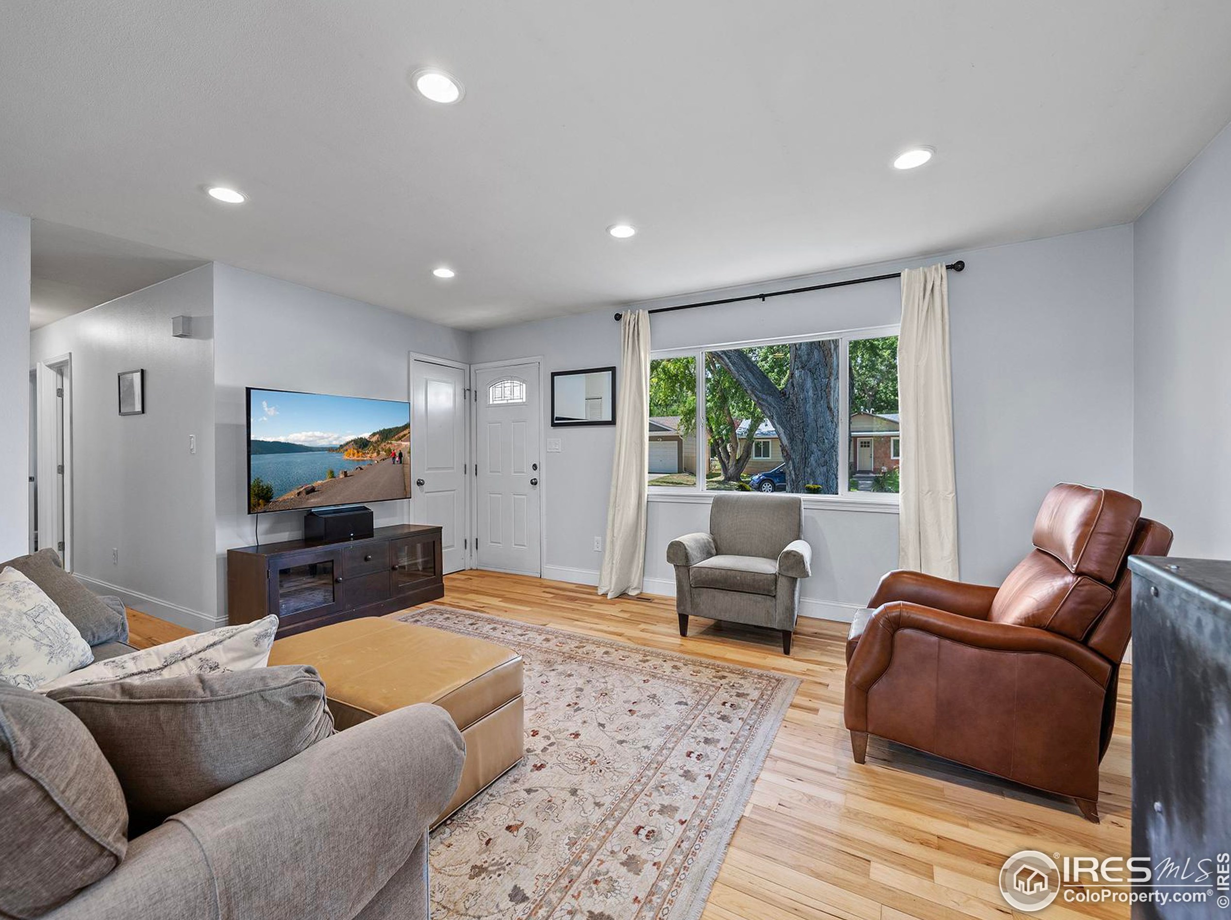 420 Impala Dr, Fort Collins CO  80521-1517 exterior