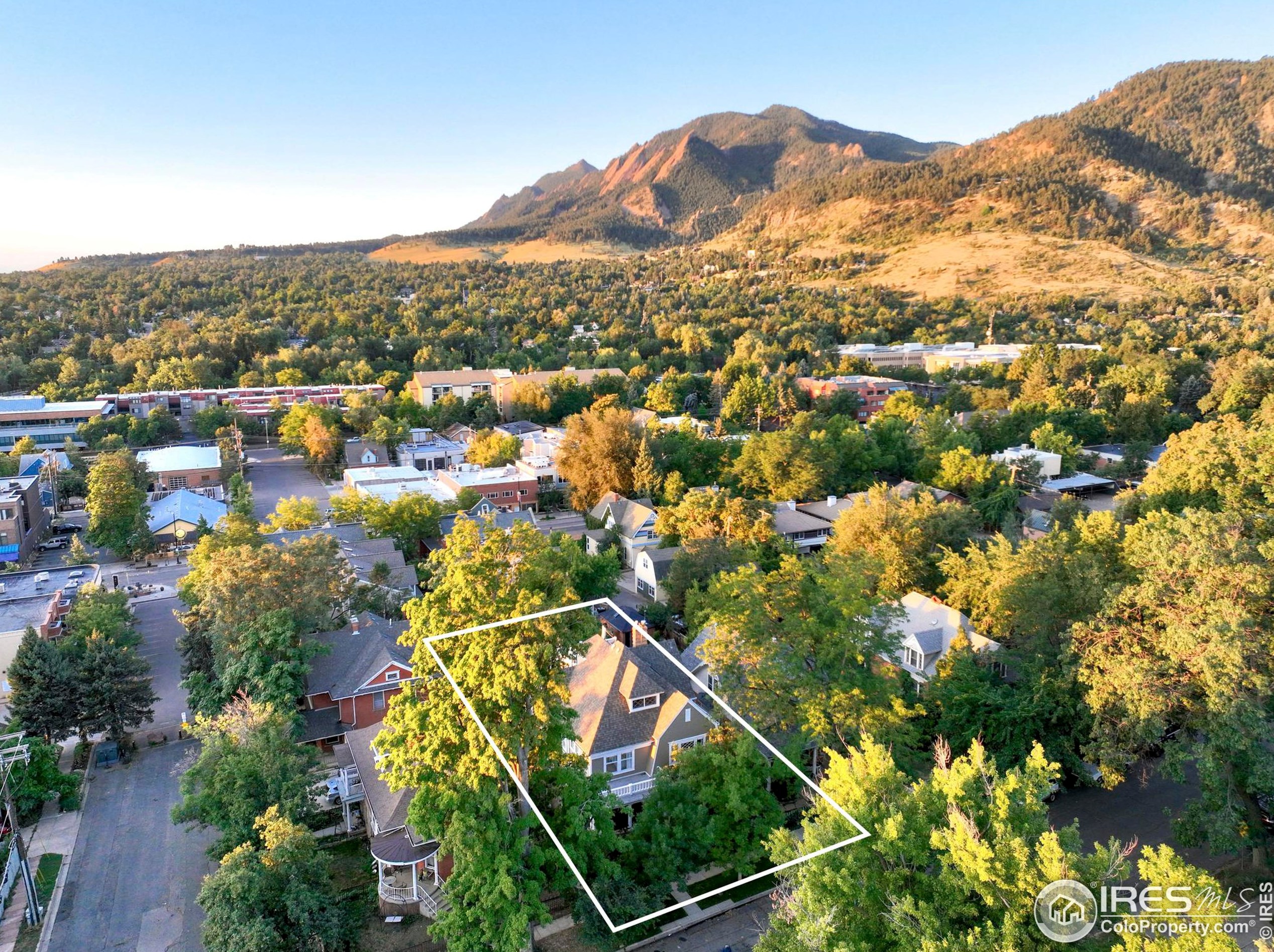 744 Spruce St, Boulder CO  80302-4408 exterior