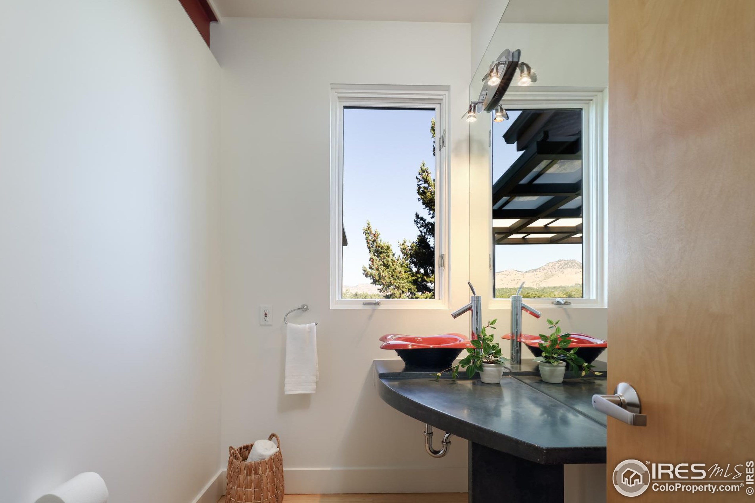 2035 Balsam Dr, Boulder CO exterior