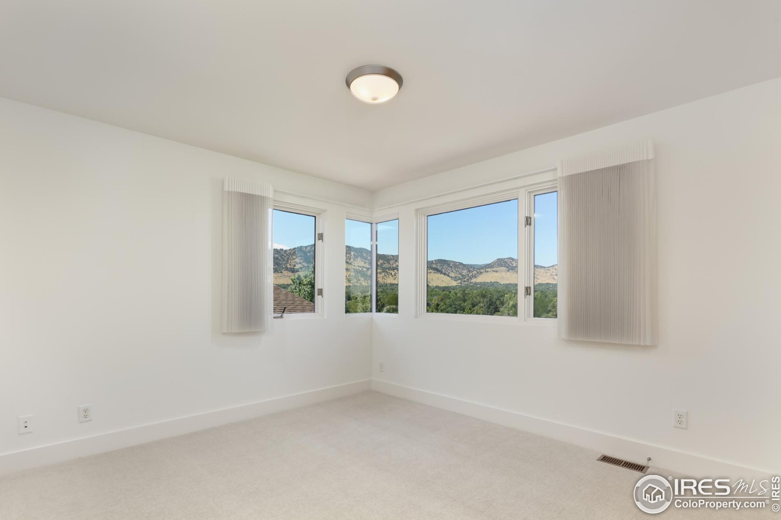 2035 Balsam Dr, Boulder CO exterior