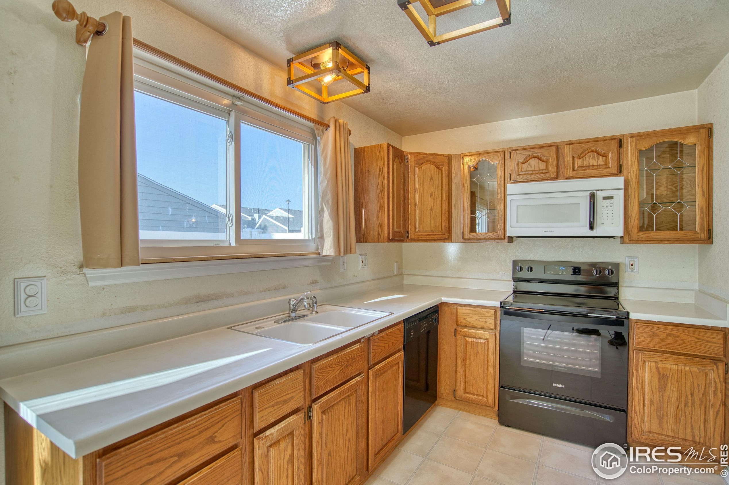 11922 Monroe St, Denver CO 80233-1651 exterior