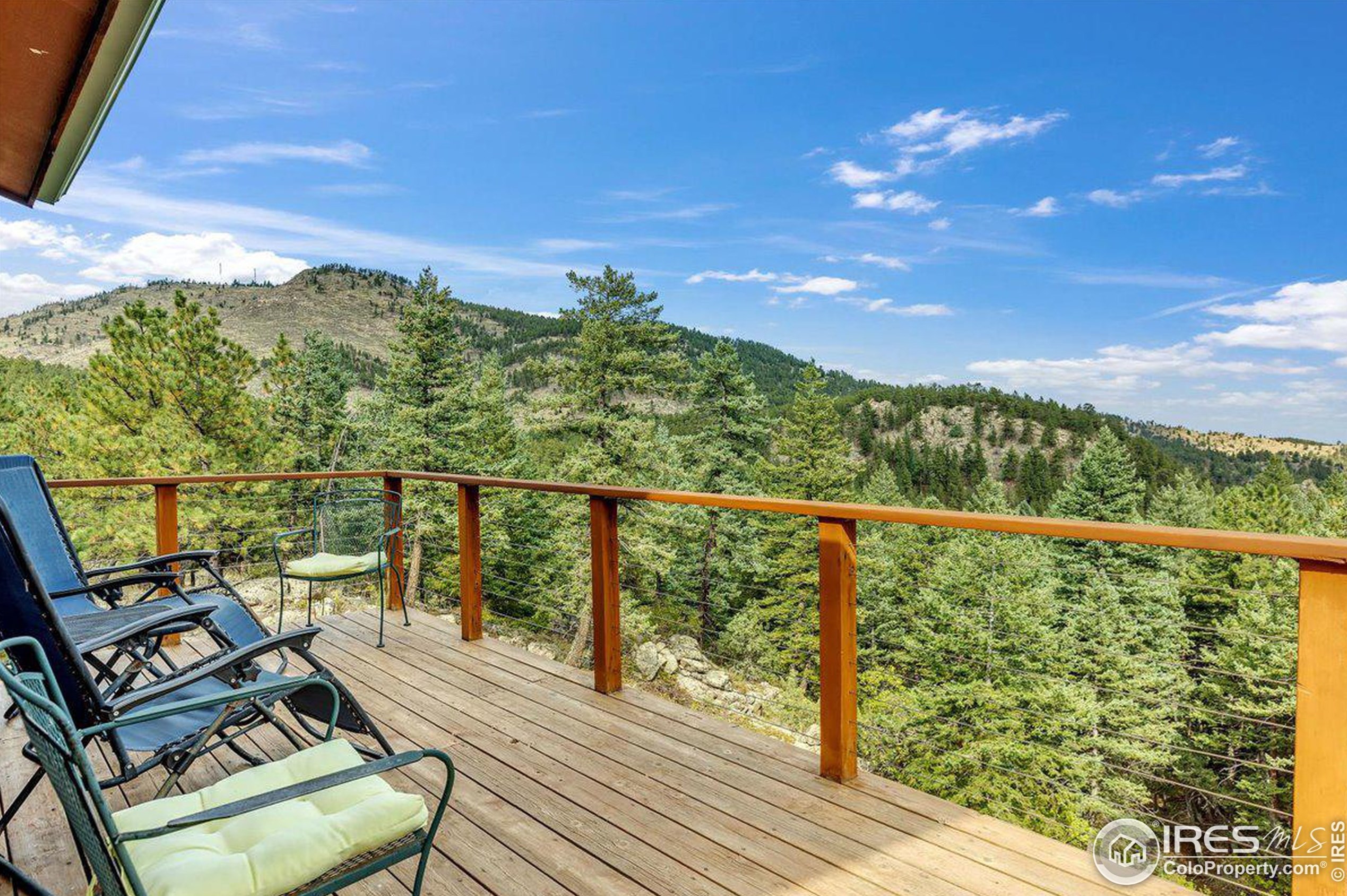 5220 Sunshine Cyn Dr, Boulder CO  80302-8753 exterior