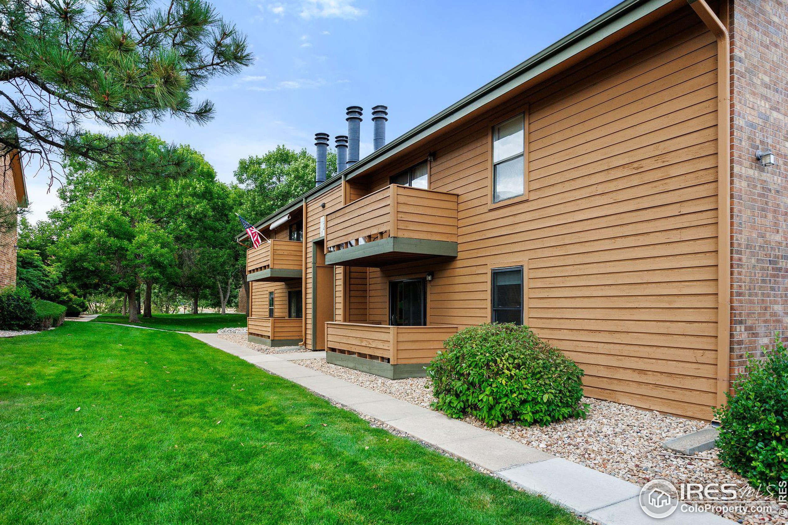 3295 Ammons St, Denver CO  80227-4910 exterior