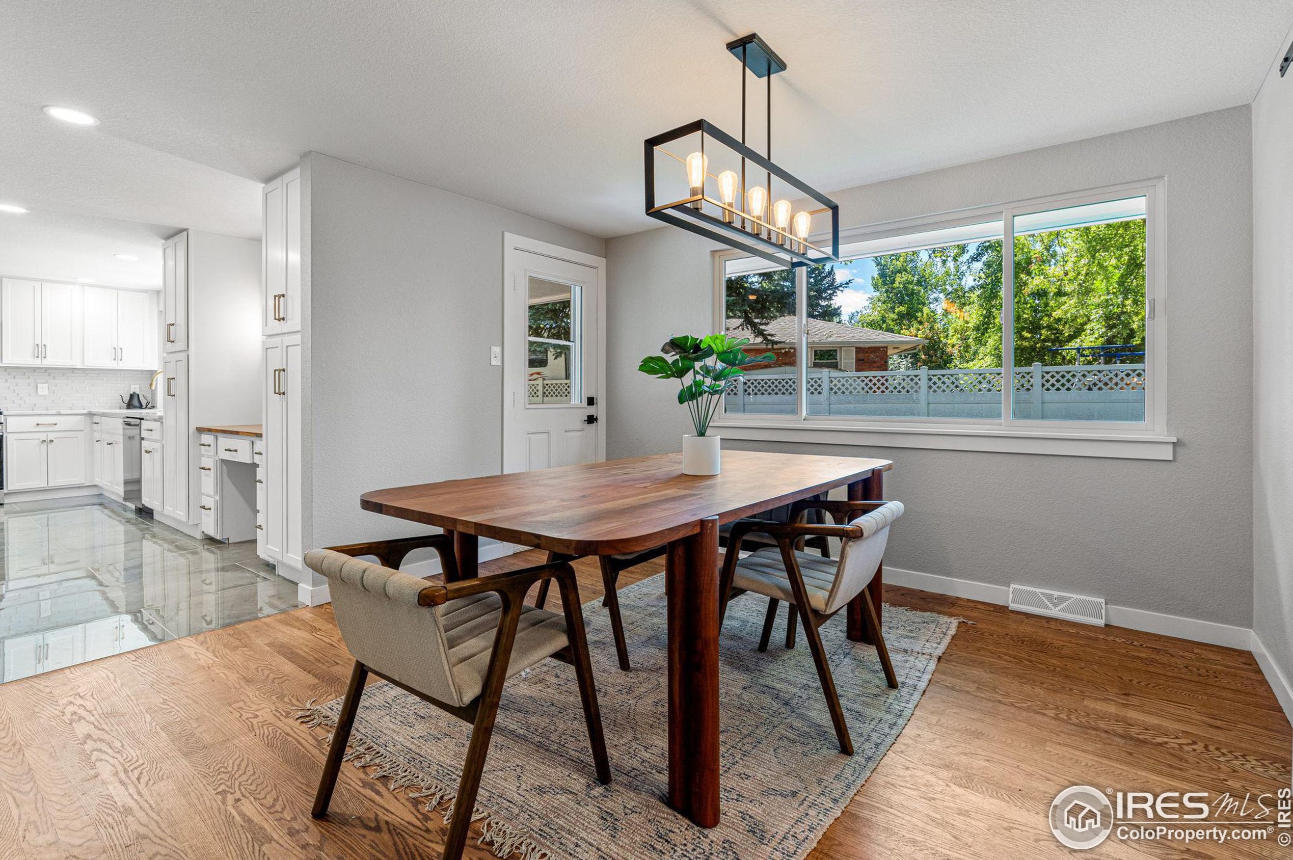 2645 Mtn Vw Ave, Longmont CO 80504-1225 exterior