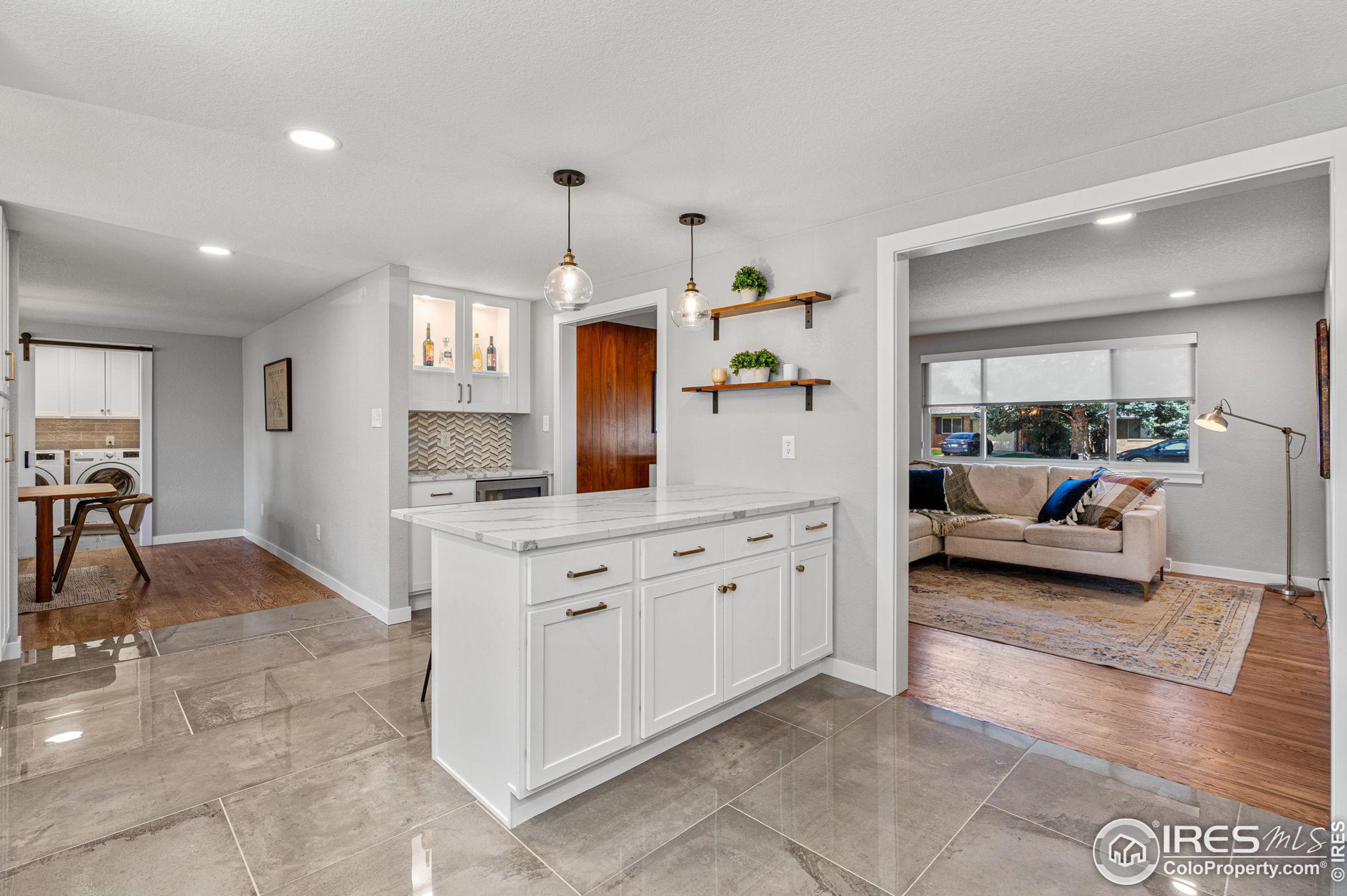 2645 Mtn Vw Ave, Longmont CO 80504-1225 exterior