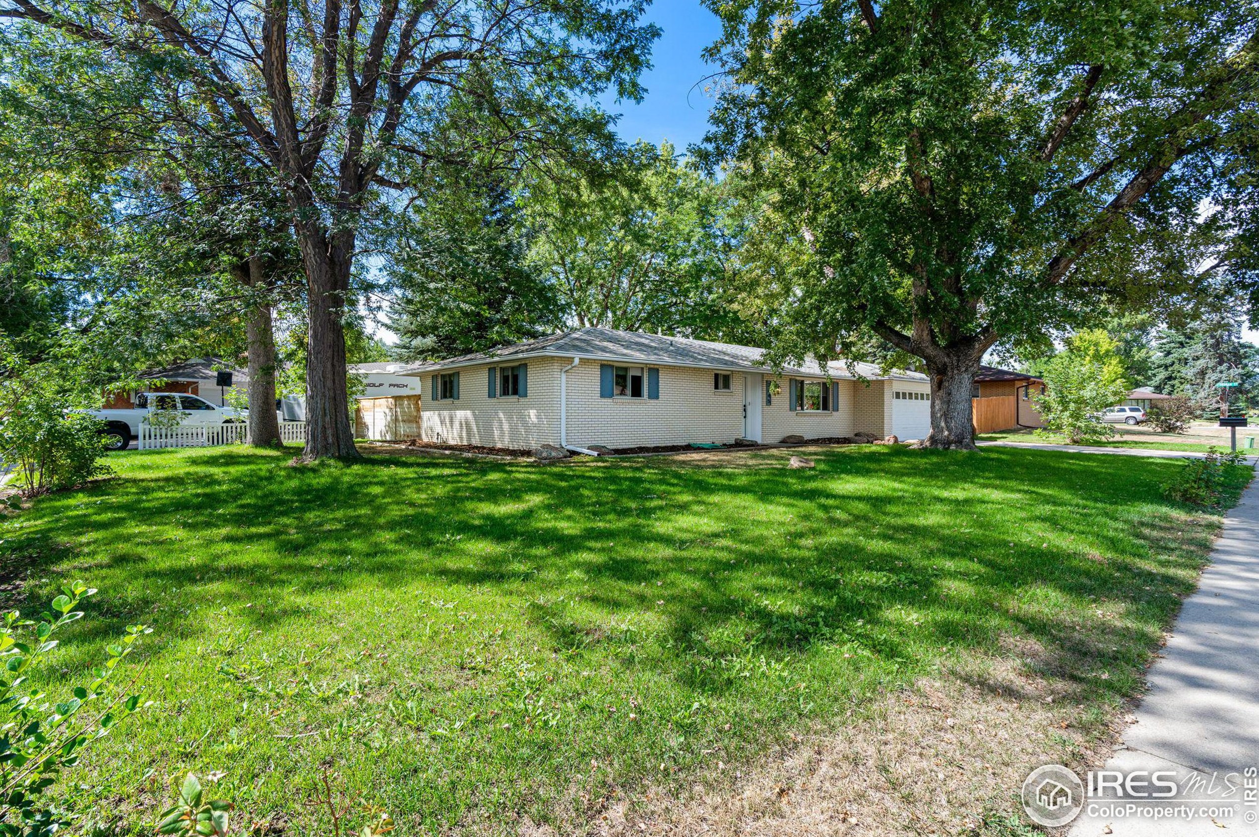2645 Mtn Vw Ave, Longmont CO 80504-1225 exterior