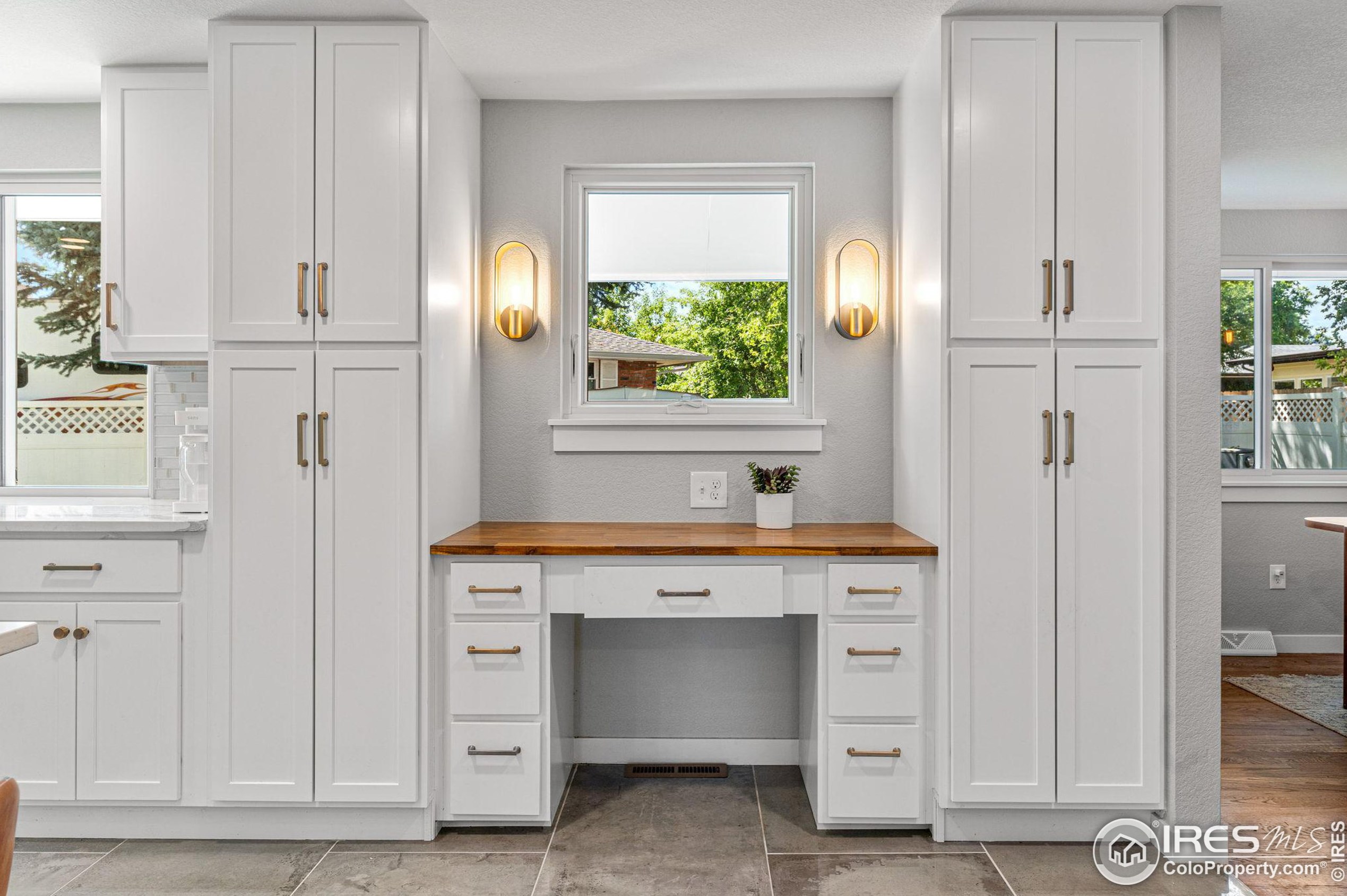 2645 Mtn Vw Ave, Longmont CO 80504-1225 exterior