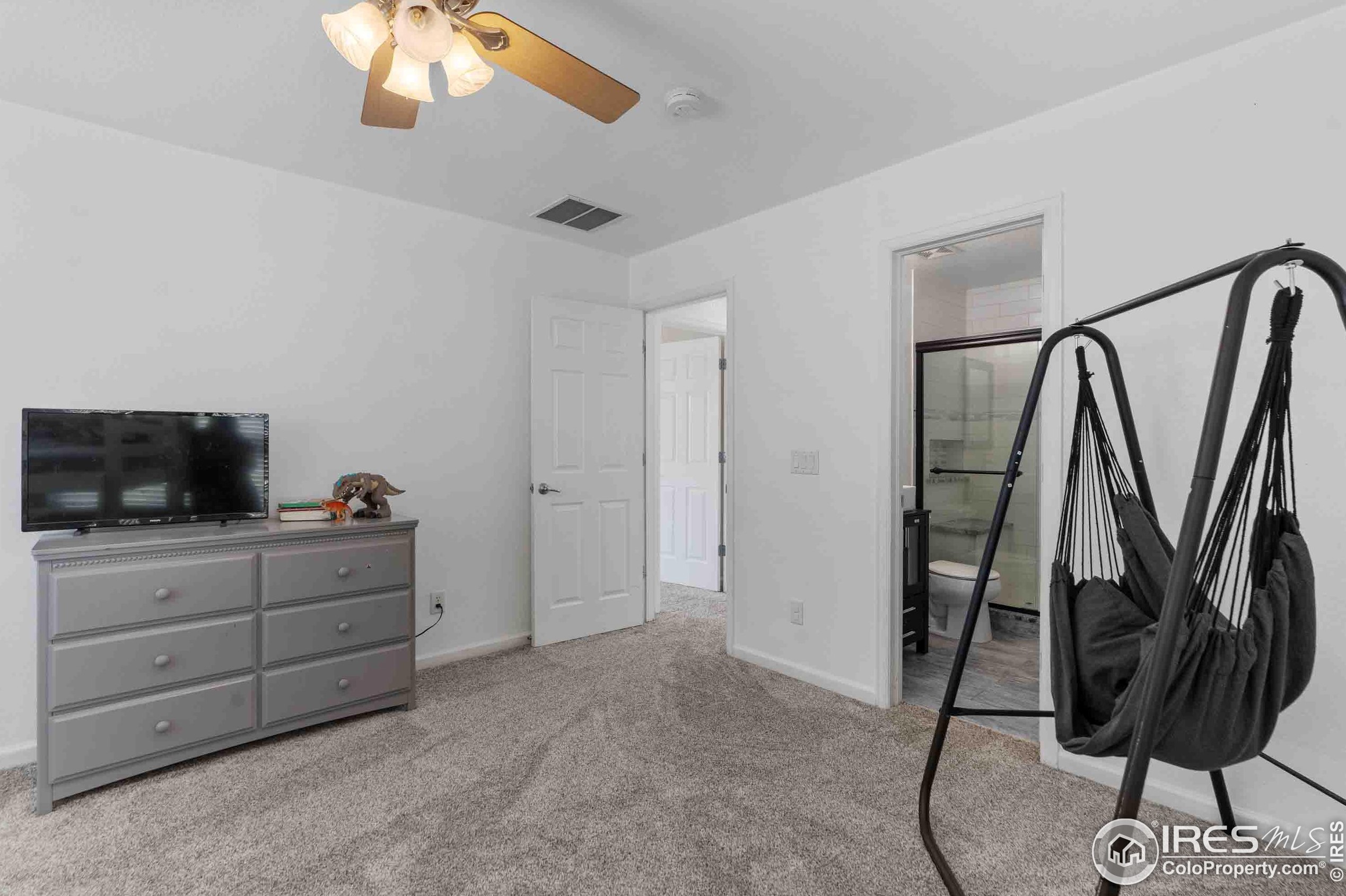 160 Muscovey Ln, Loveland CO 80534-4613 exterior