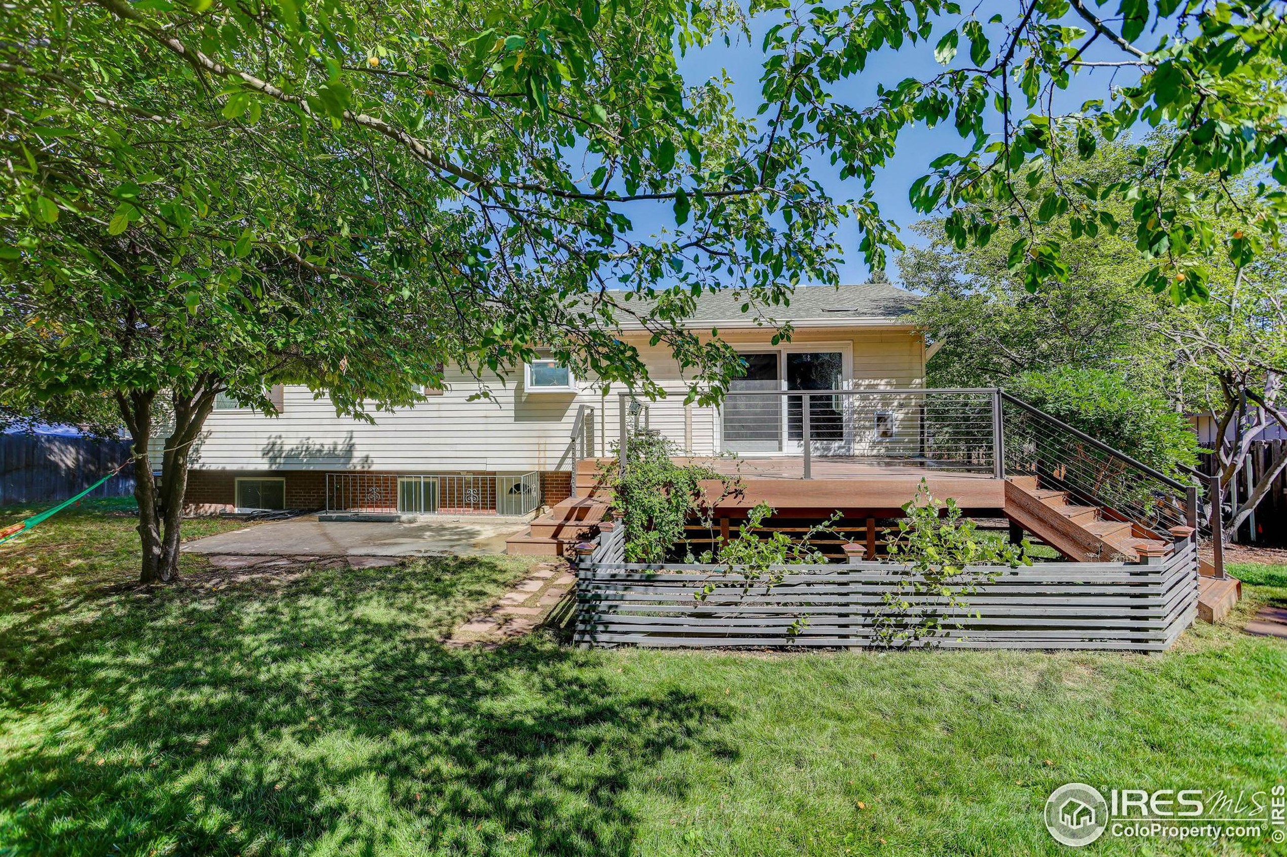 2823 Mtn Vw Ave, Longmont CO 80503-2312 exterior