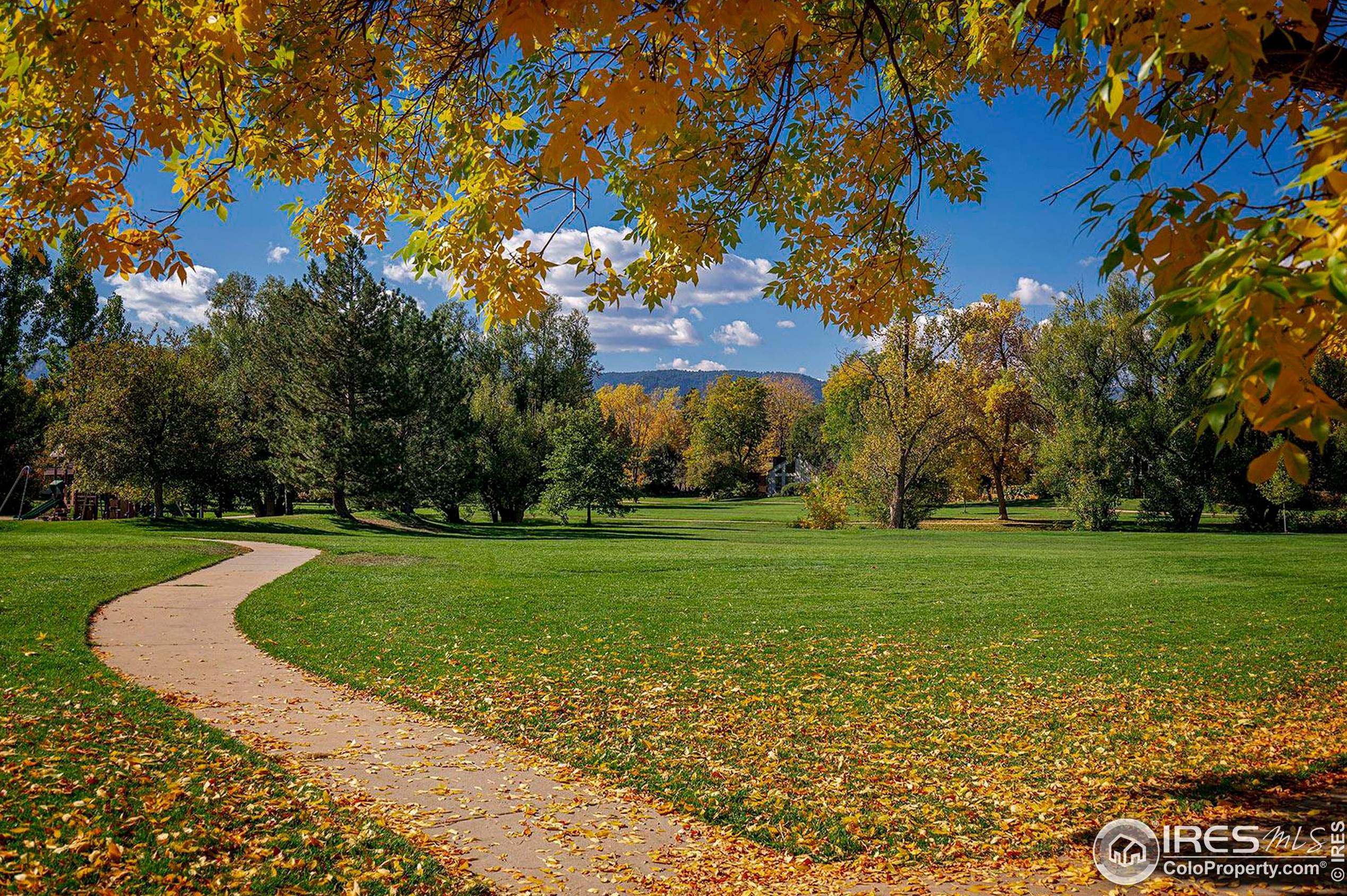 2647 Juniper Ave, Boulder CO 80304-2458 exterior