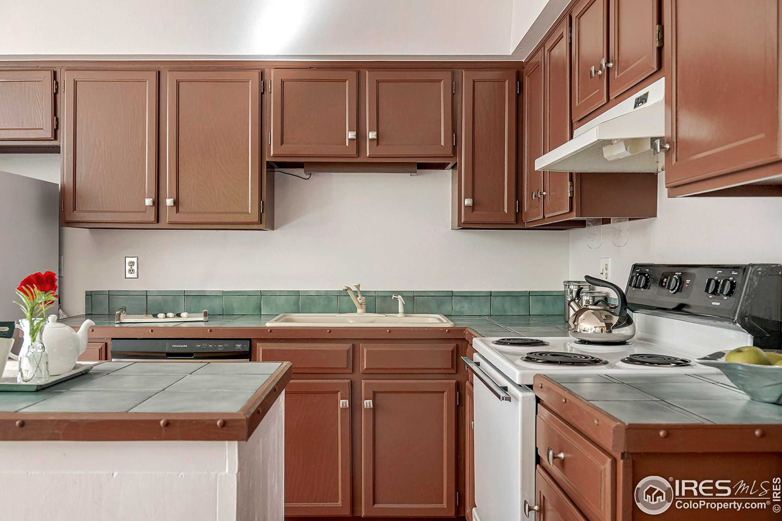 2647 Juniper Ave, Boulder CO 80304-2458 exterior