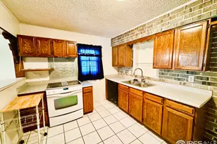 305 E Chase St, Haxtun, CO 80731 - Photo 25