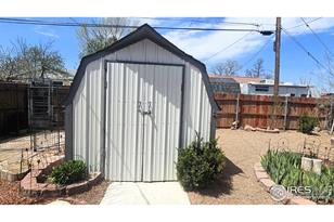 902 10th Ave, Sterling CO  80751-3704 exterior