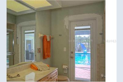 5519 Azure Way, Sarasota, FL 34242 - Photo 13